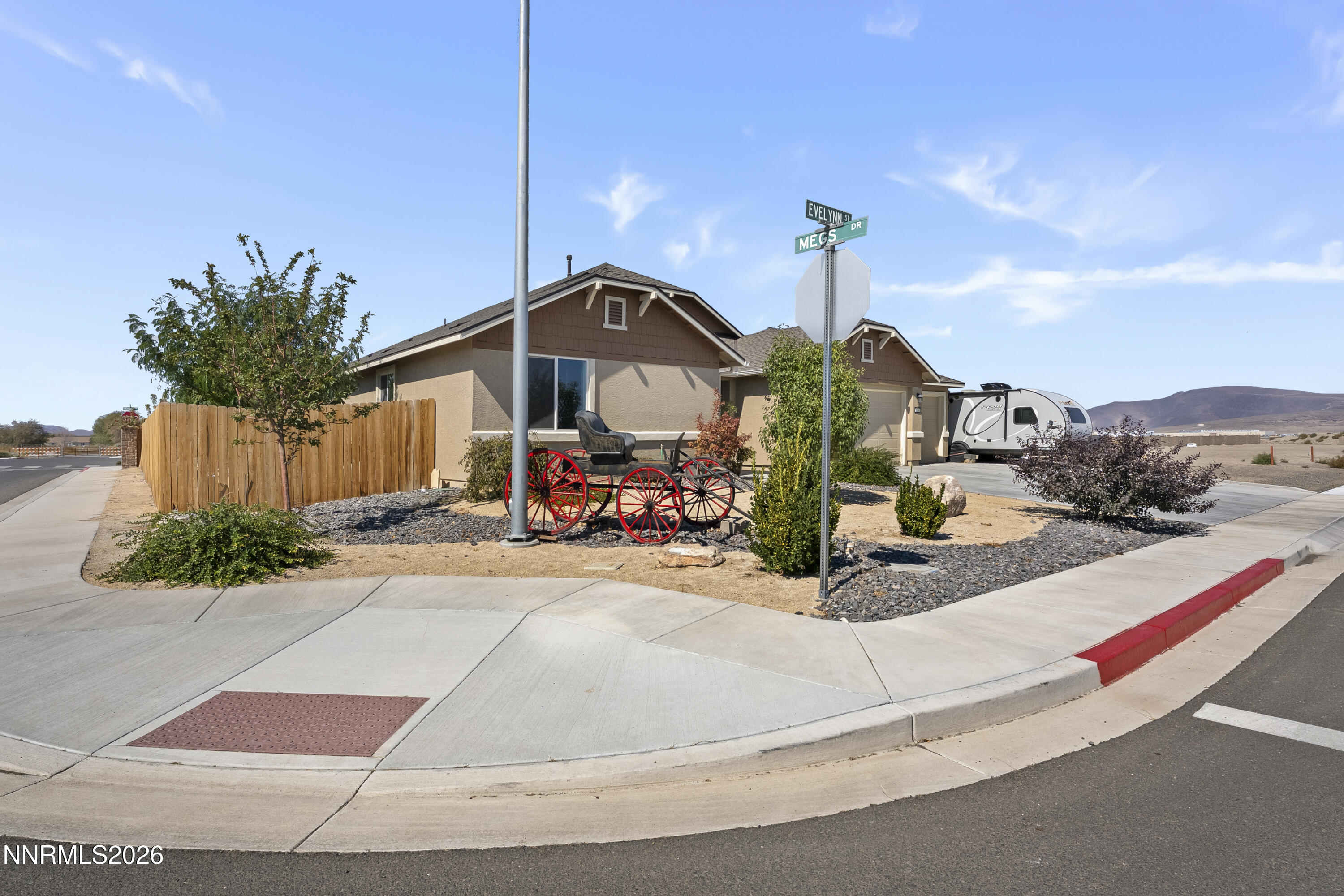 2270 Evelynn Street Property Photo 52