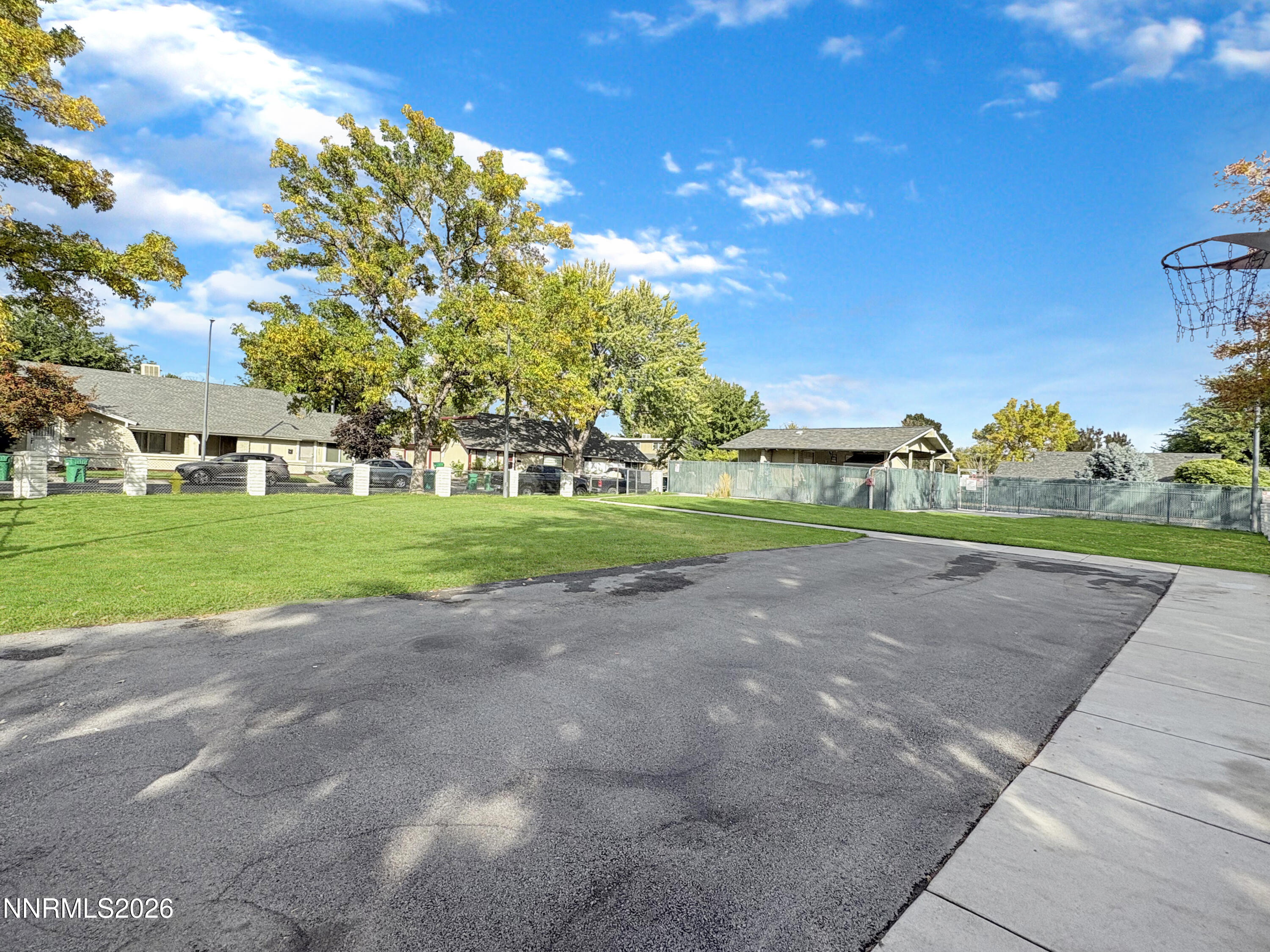1692 London Circle Property Photo 19