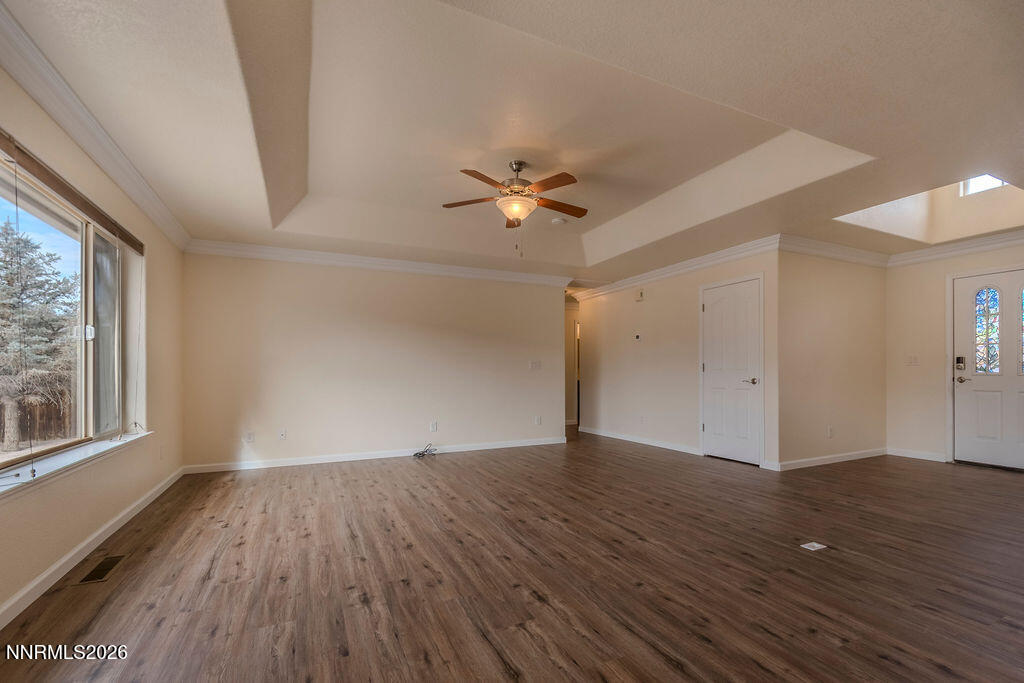 741 Divot Drive Property Photo 5
