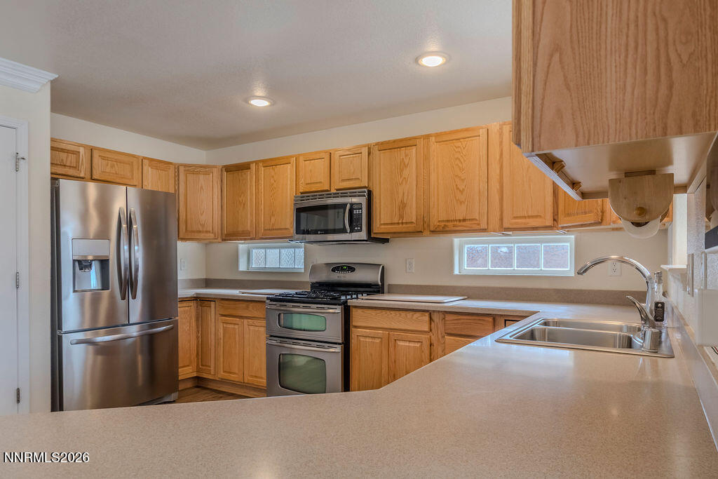 741 Divot Drive Property Photo 13