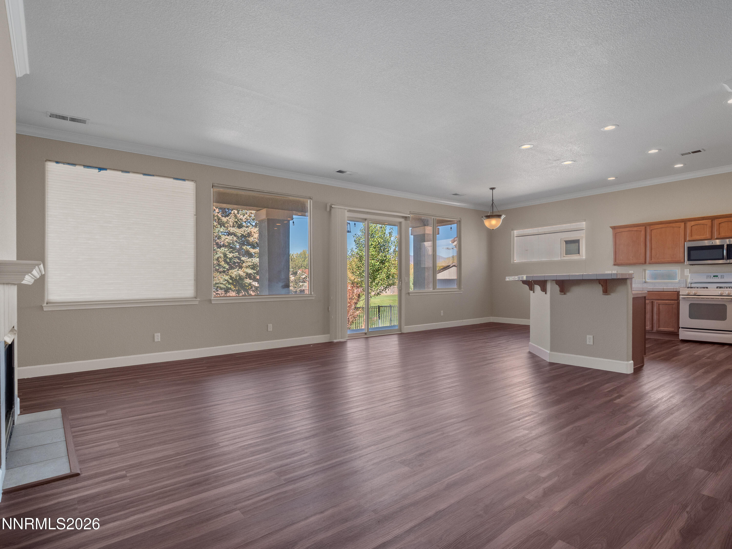 422 La Costa Circle Property Photo 8