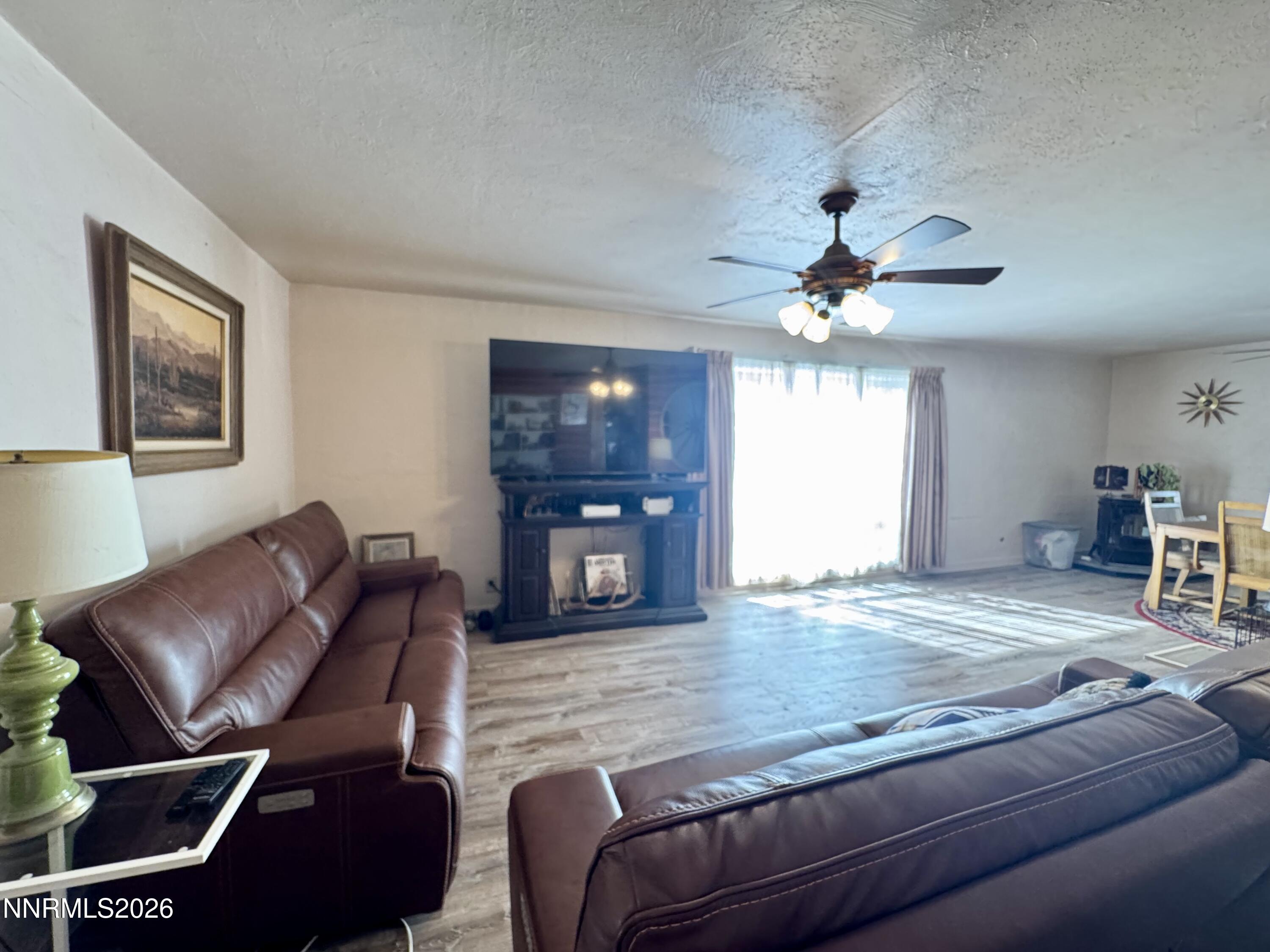 1435 S Bridge Street Property Photo 4