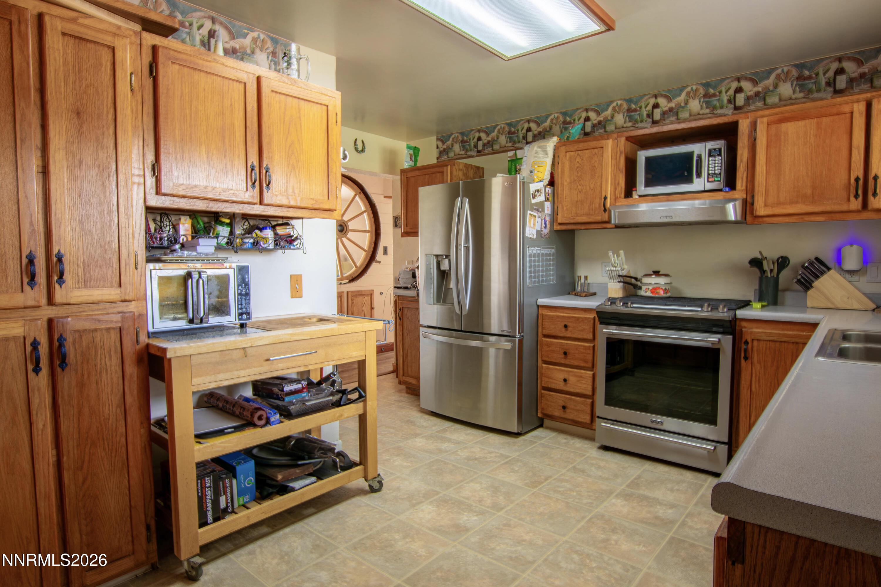 1435 S Bridge Street Property Photo 10