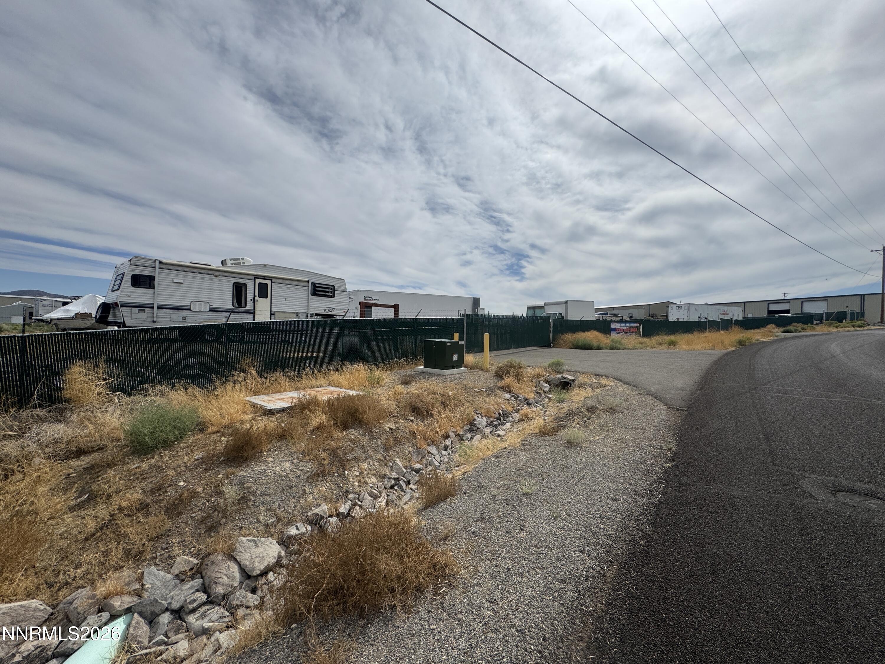 17 Miles Road Property Photo 4