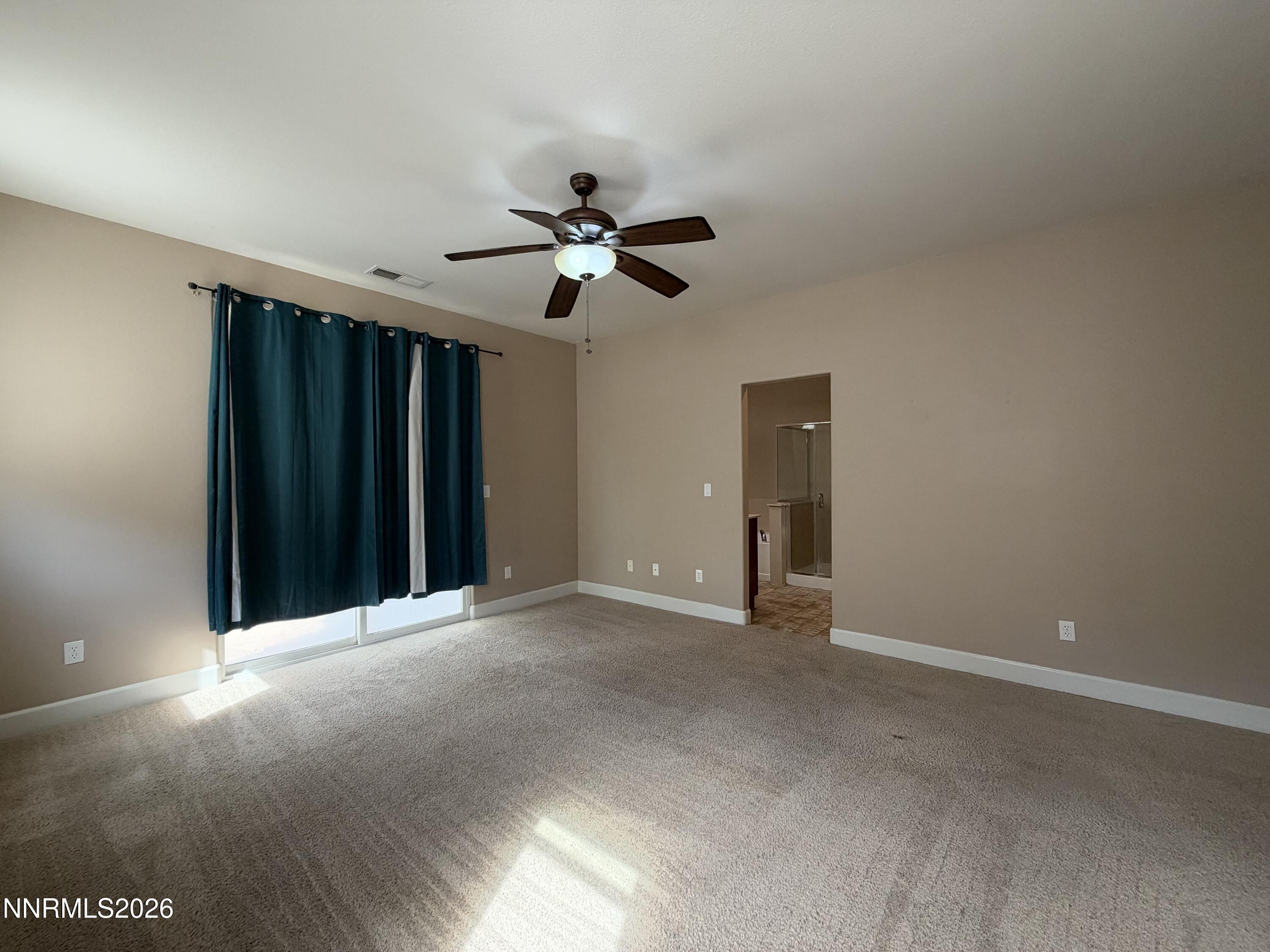 1390 Slate Way Property Photo 13