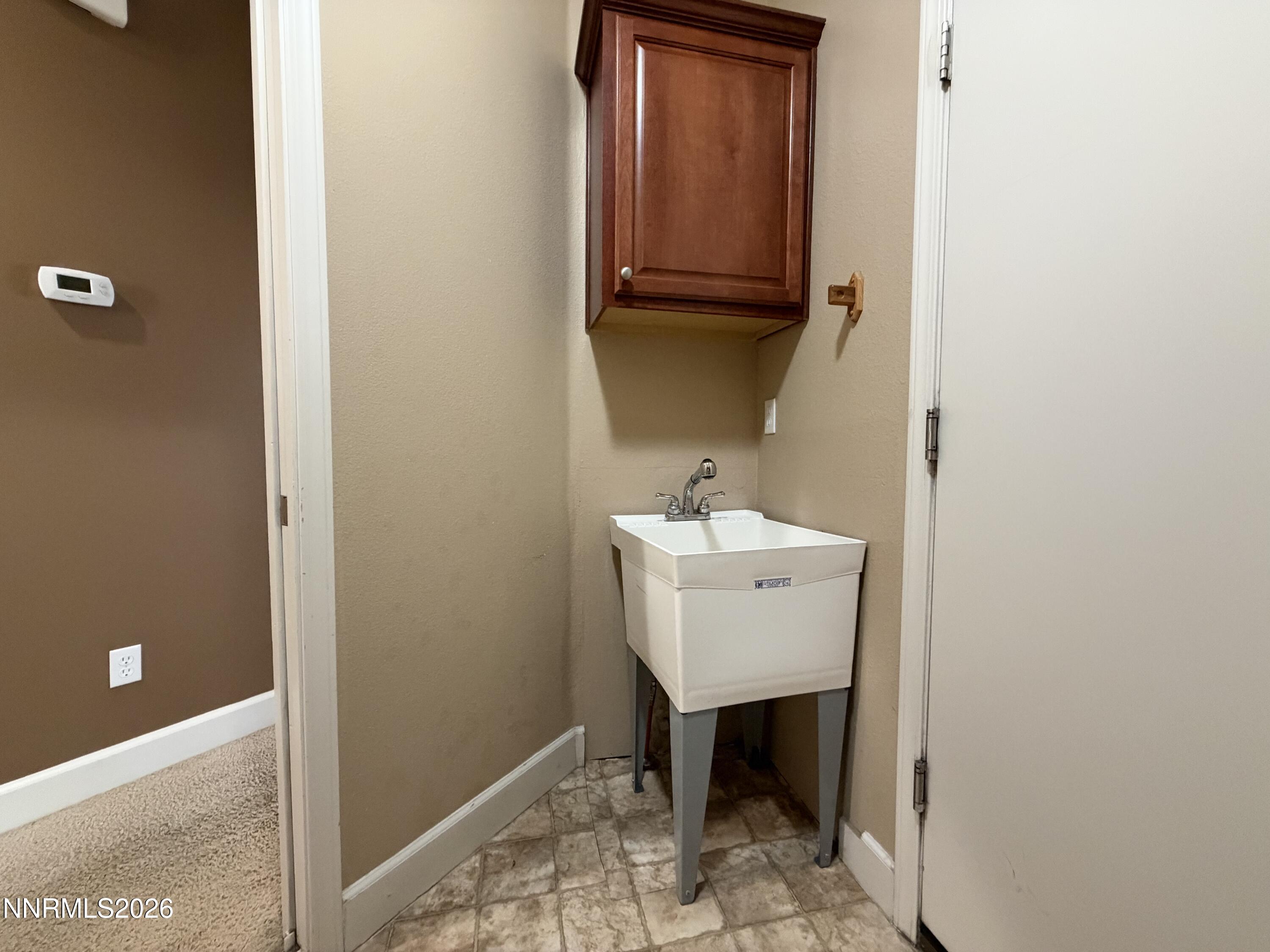 1390 Slate Way Property Photo 25