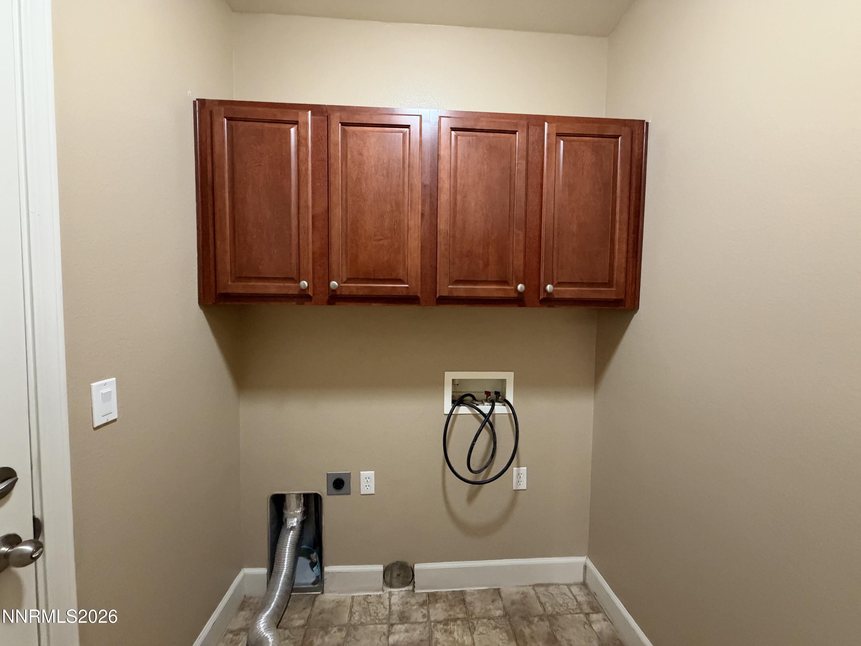 1390 Slate Way Property Photo 26