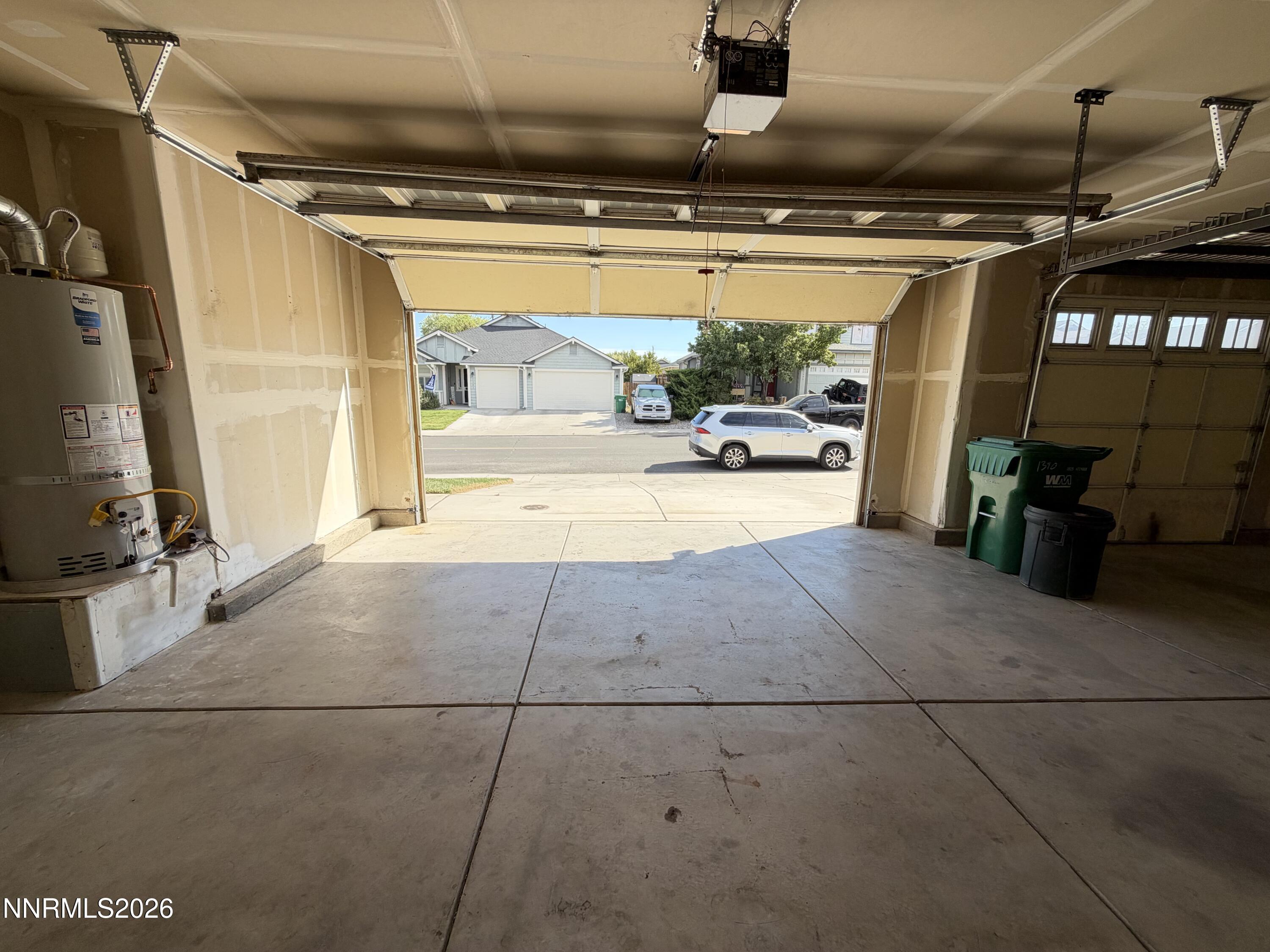 1390 Slate Way Property Photo 31