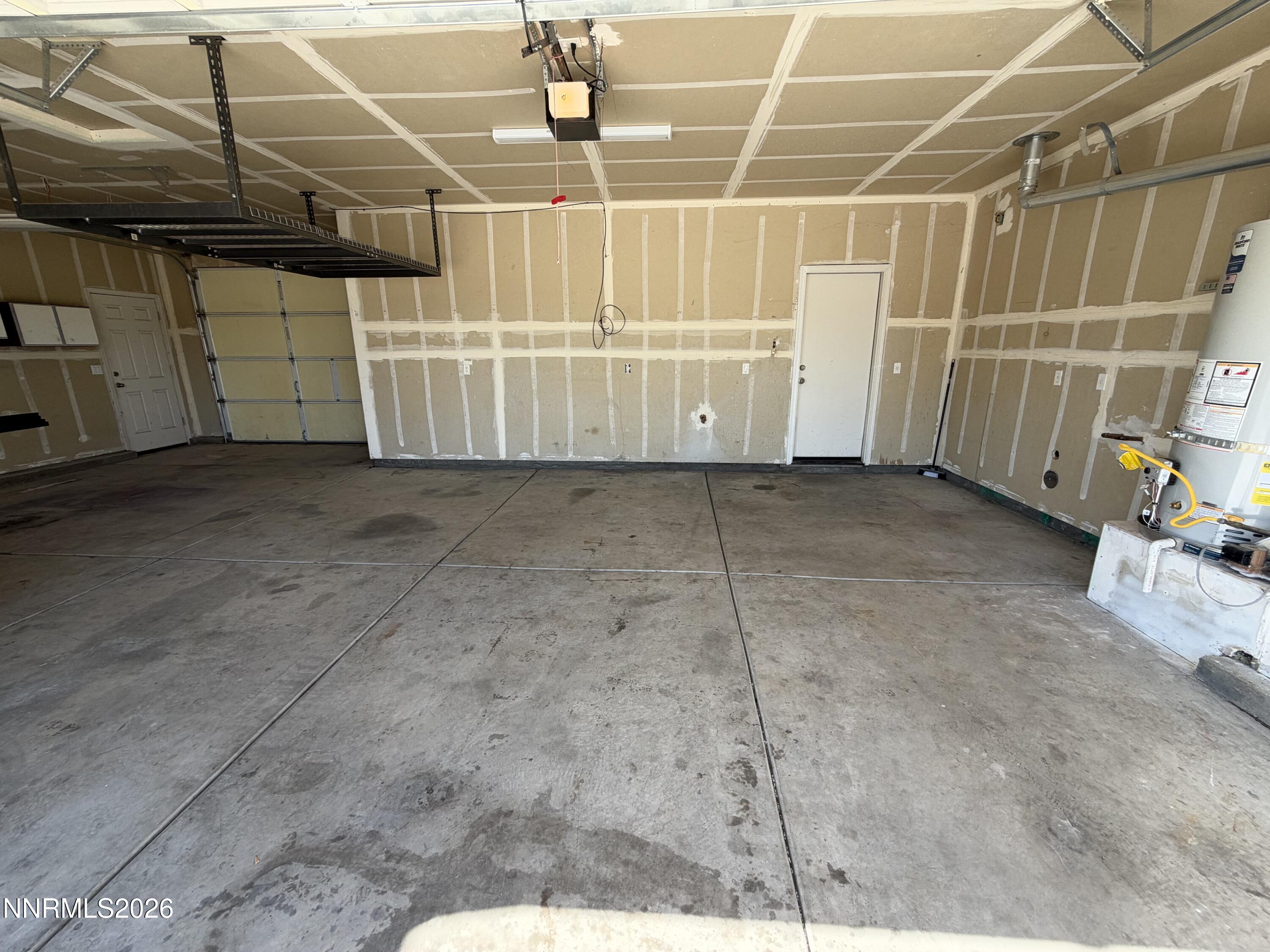 1390 Slate Way Property Photo 33