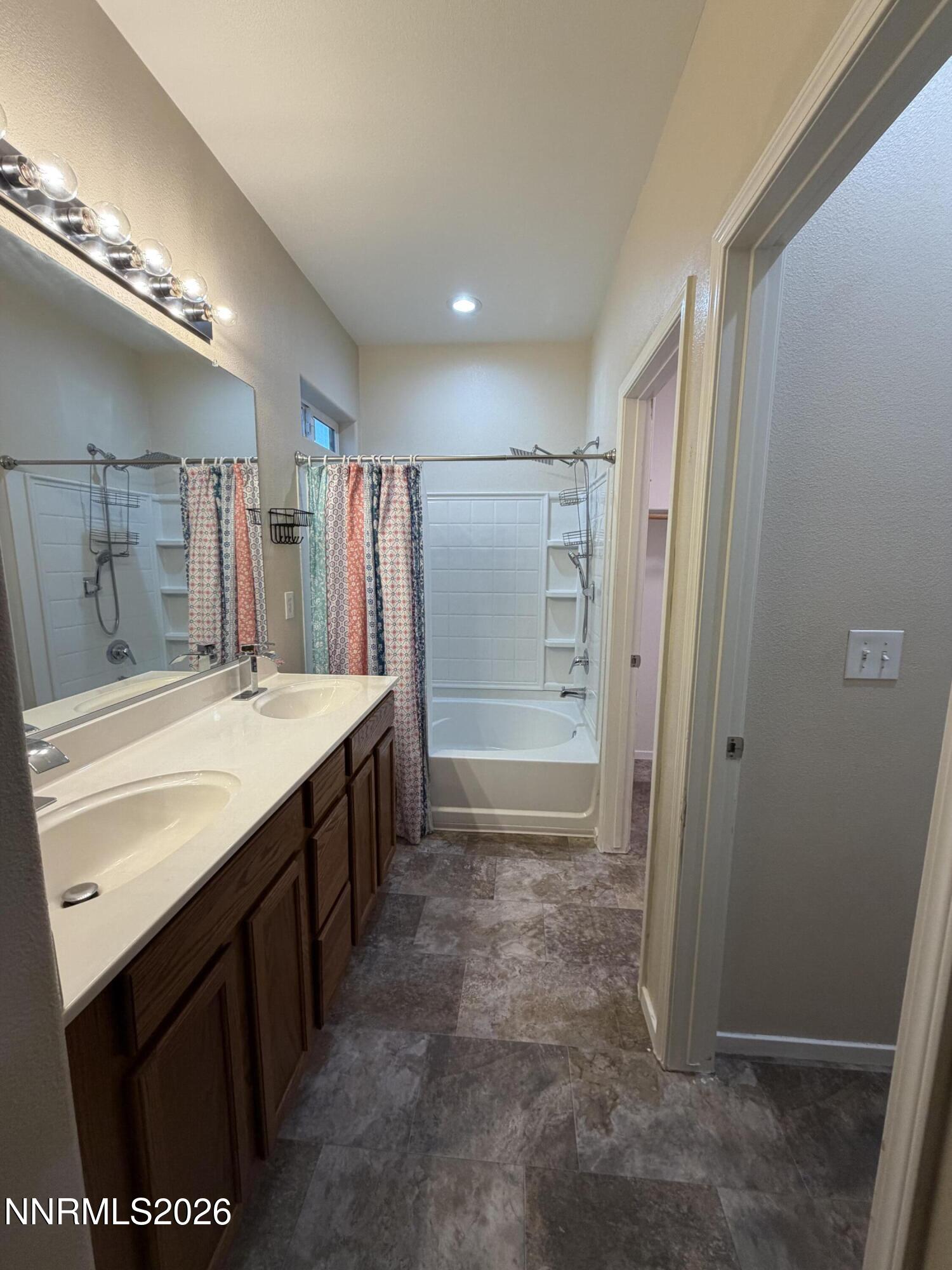 1479 Green River Lane Property Photo 12
