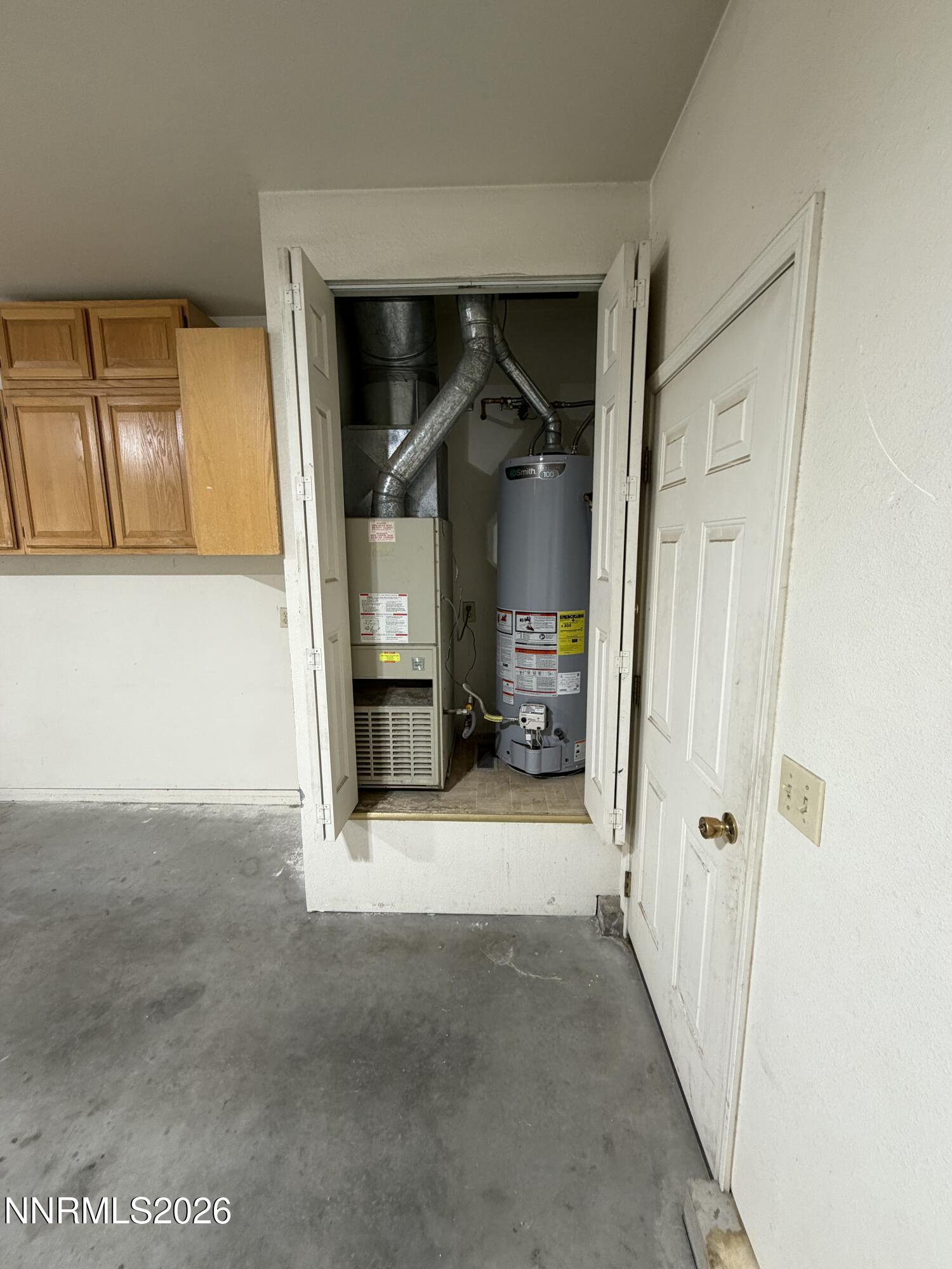 551 Meadow Glen Drive Property Photo 12