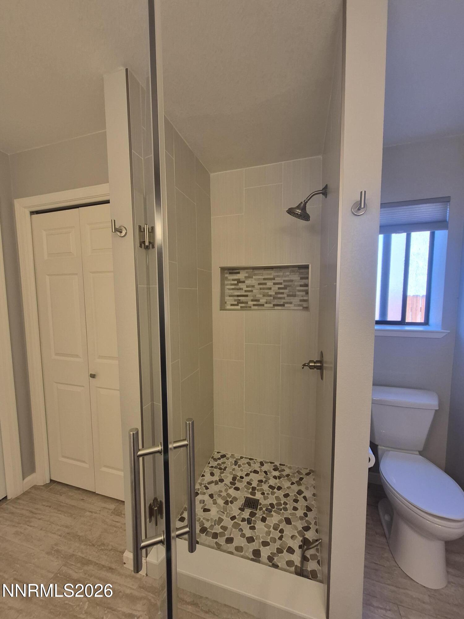 551 Meadow Glen Drive Property Photo 16