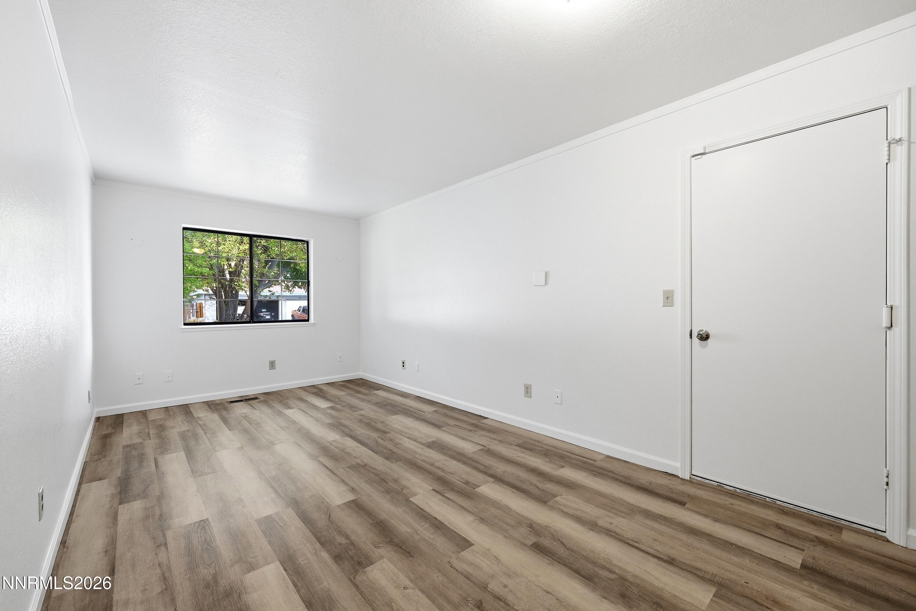 889 W Bonanza Drive Property Photo 15