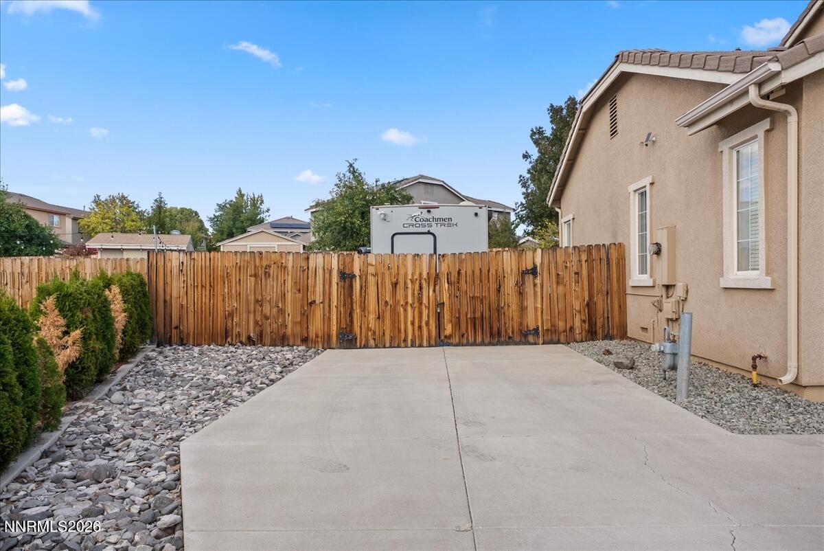 810 Sequoia Pass Court Property Photo 22