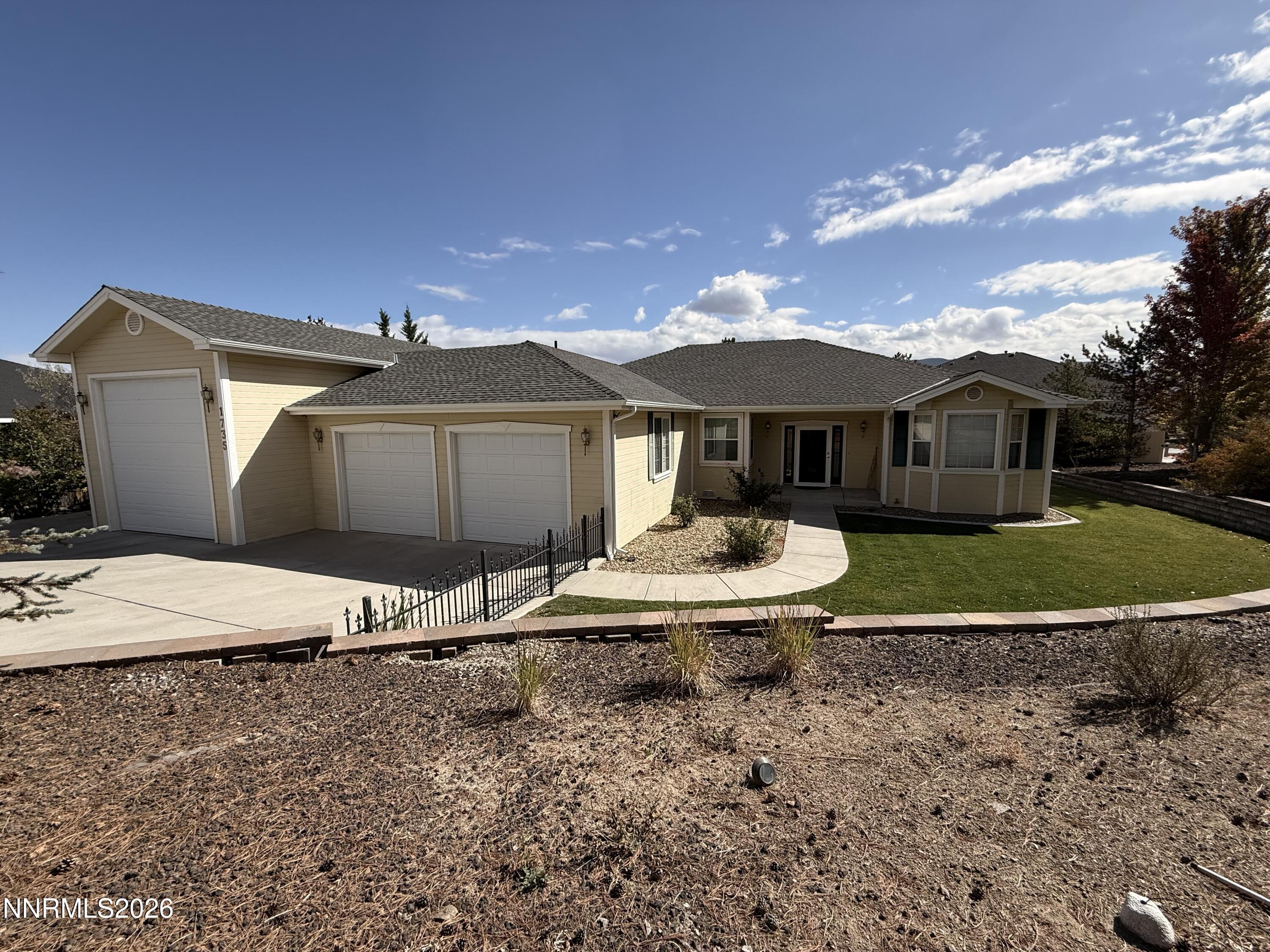 1735 Buzzys Ranch Road Property Photo 1
