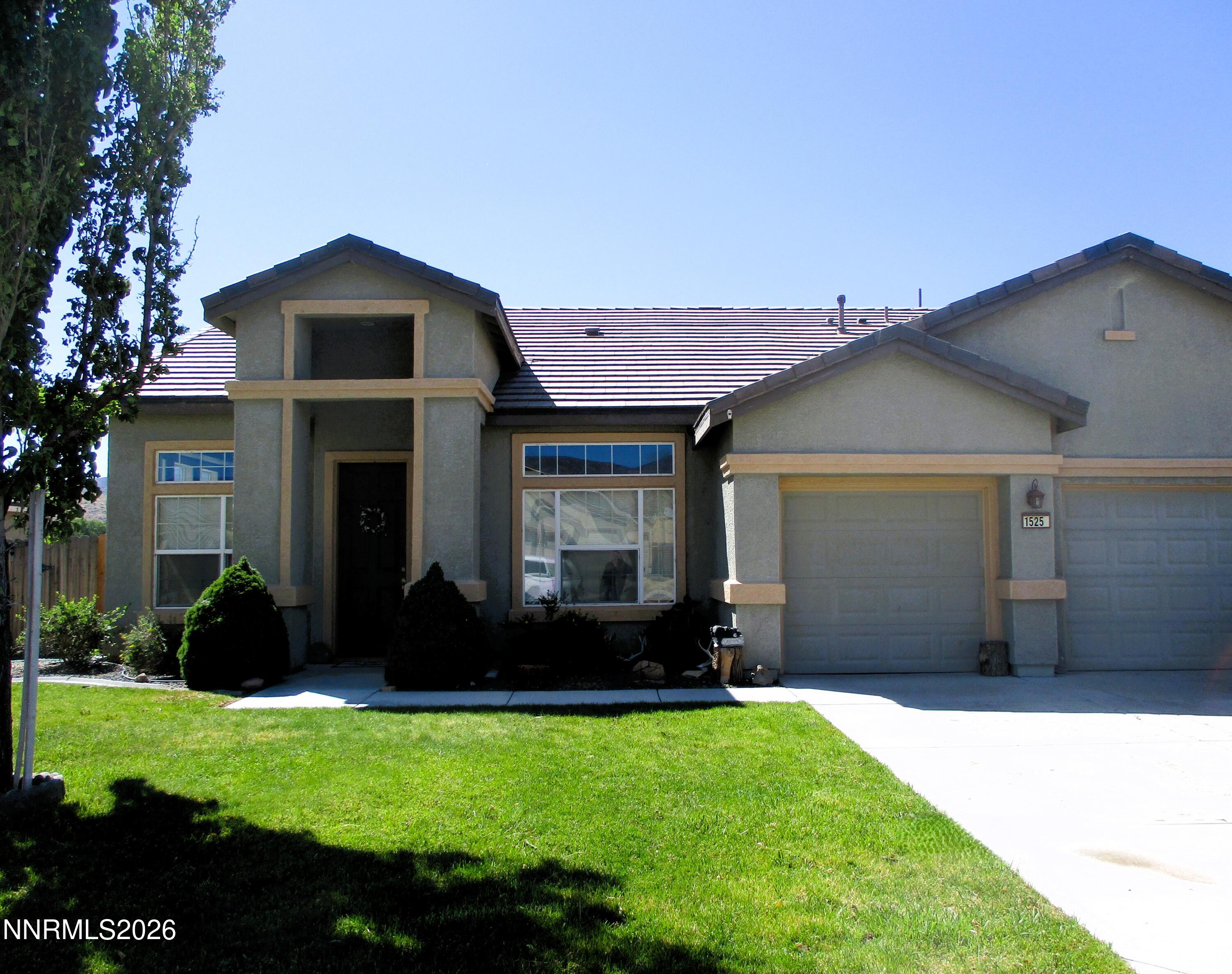 1525 Riverpark Parkway Property Photo 1