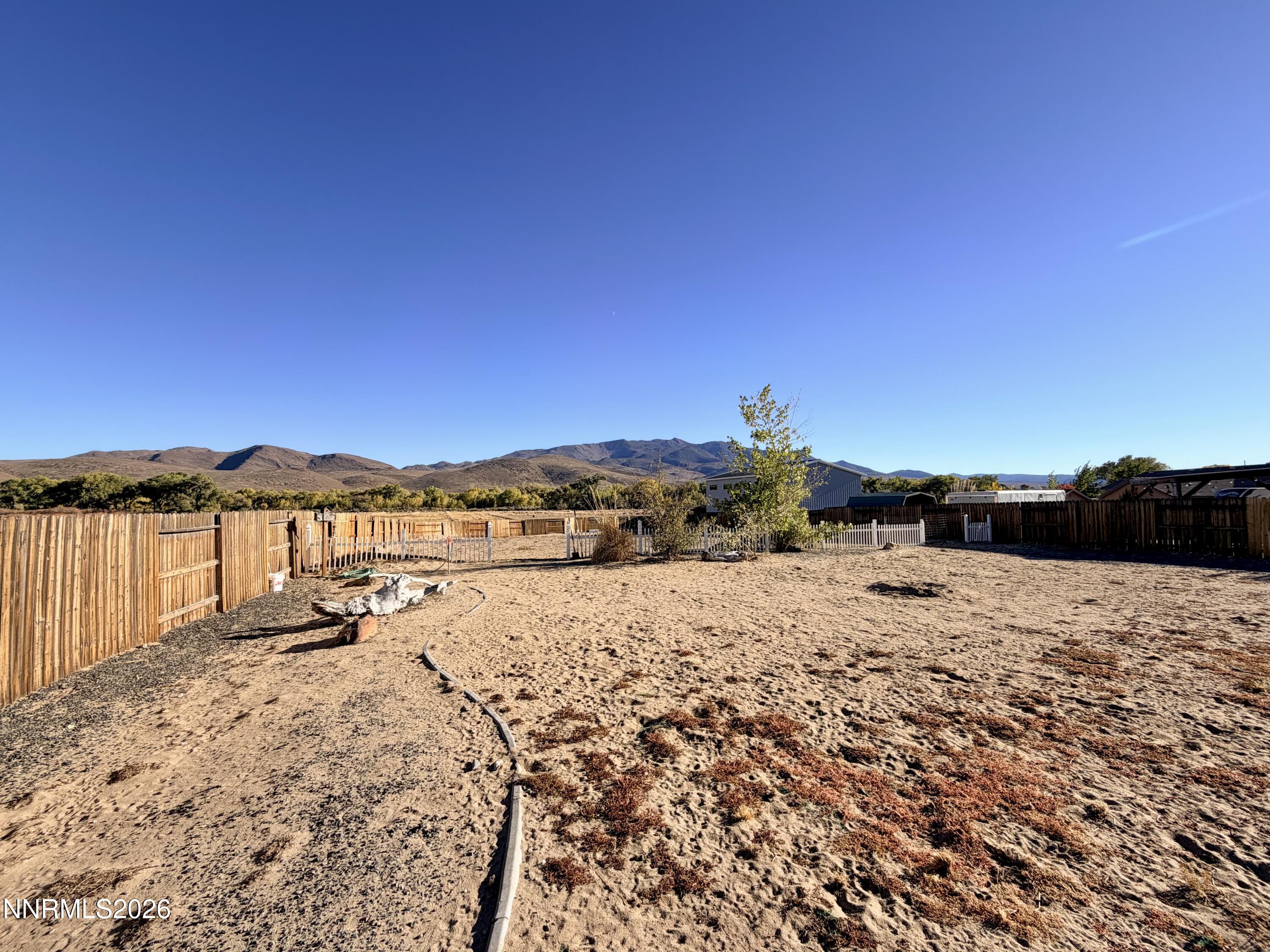1525 Riverpark Parkway Property Photo 18