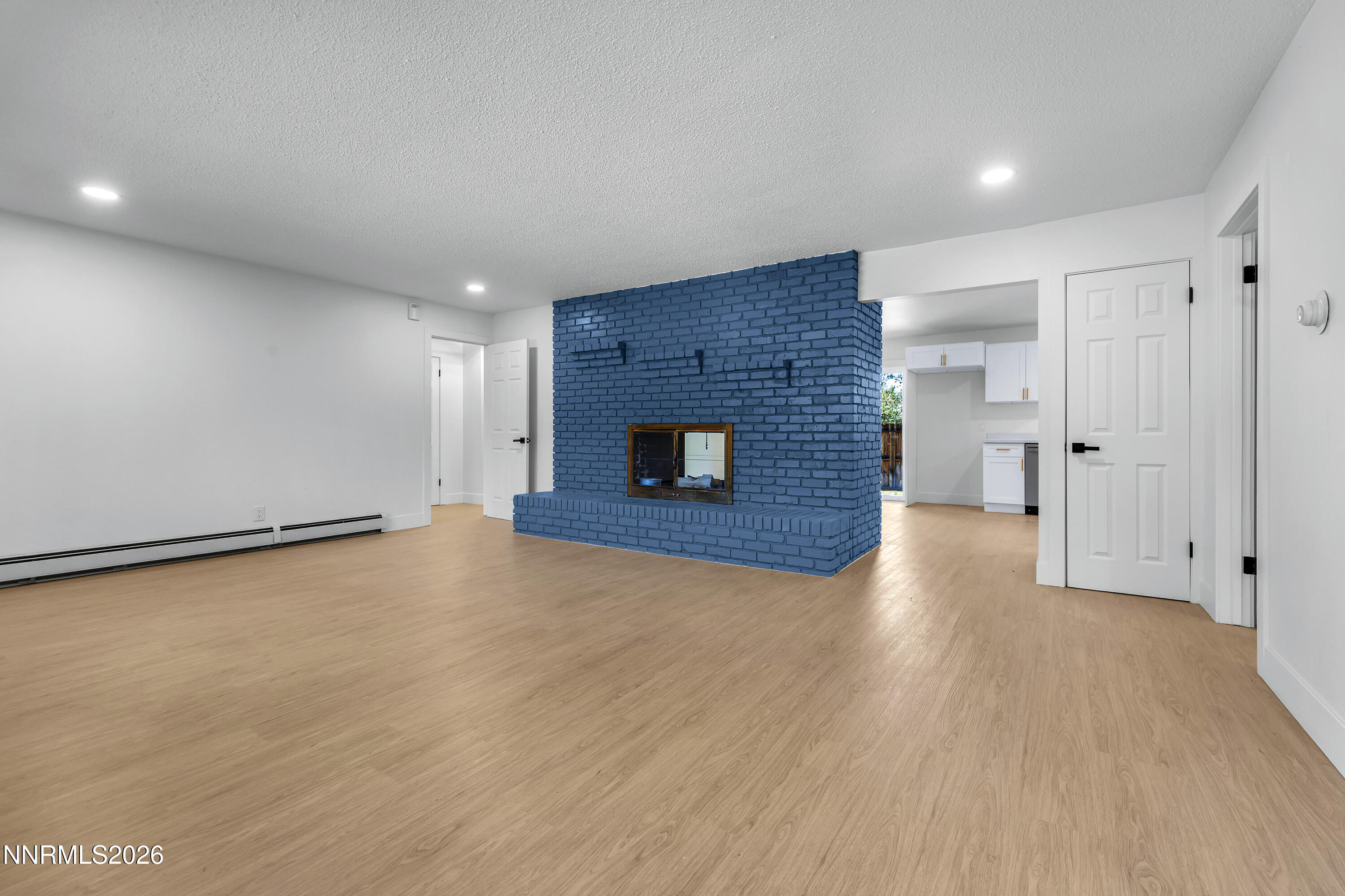 1859 Ivy Street Property Photo 4