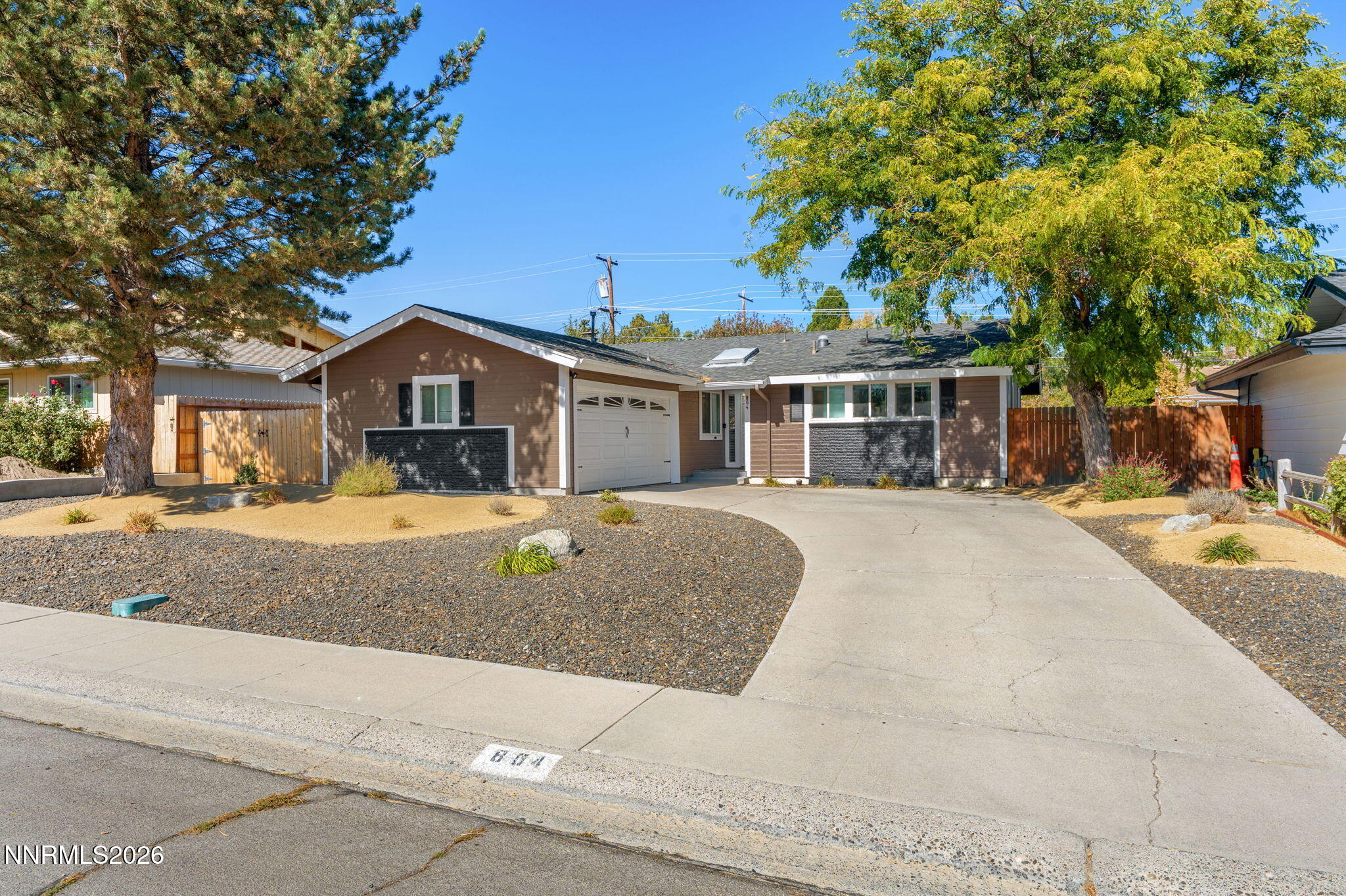 804 Ivy Street Property Photo 1