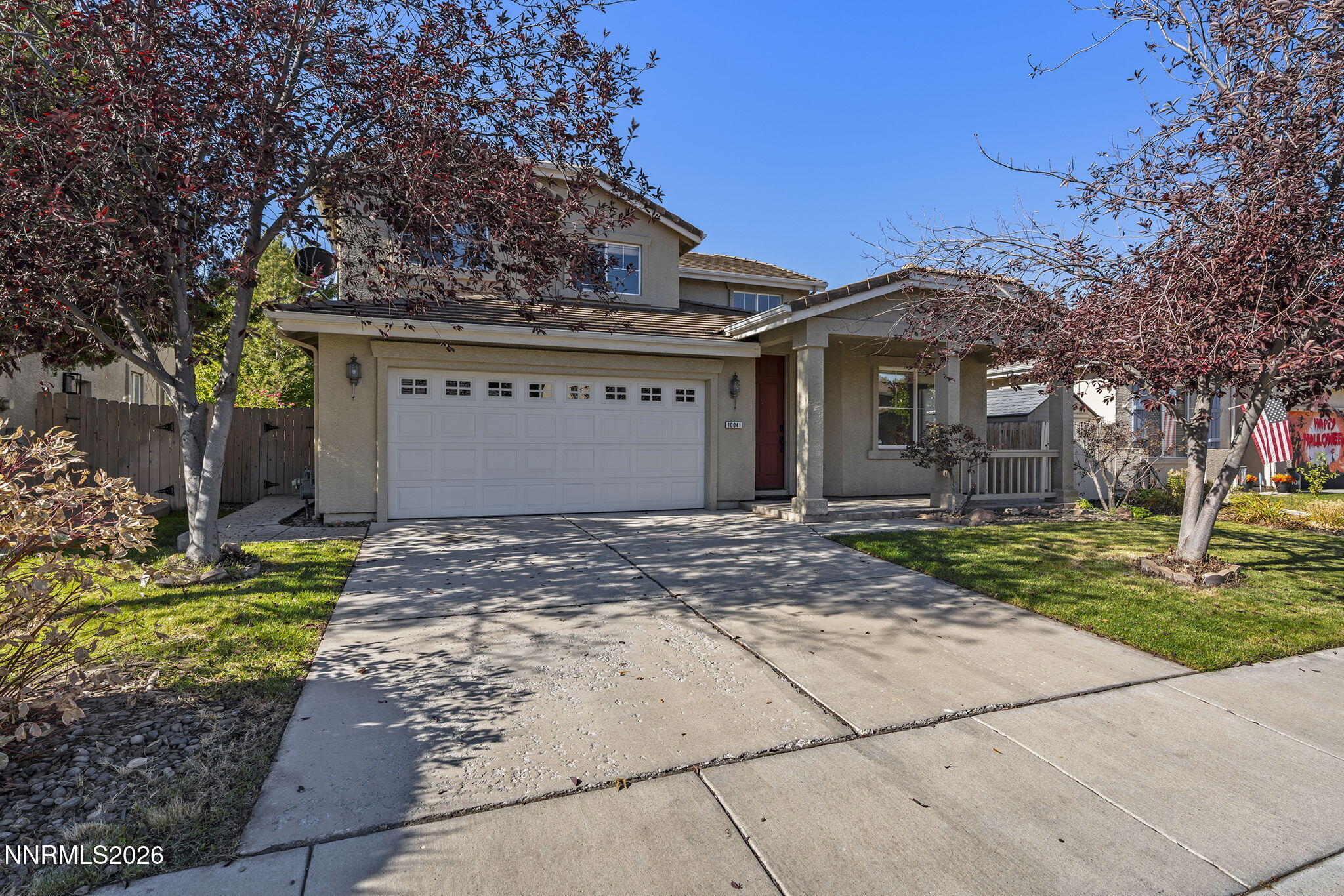 10041 Silver Star Drive Property Photo 1
