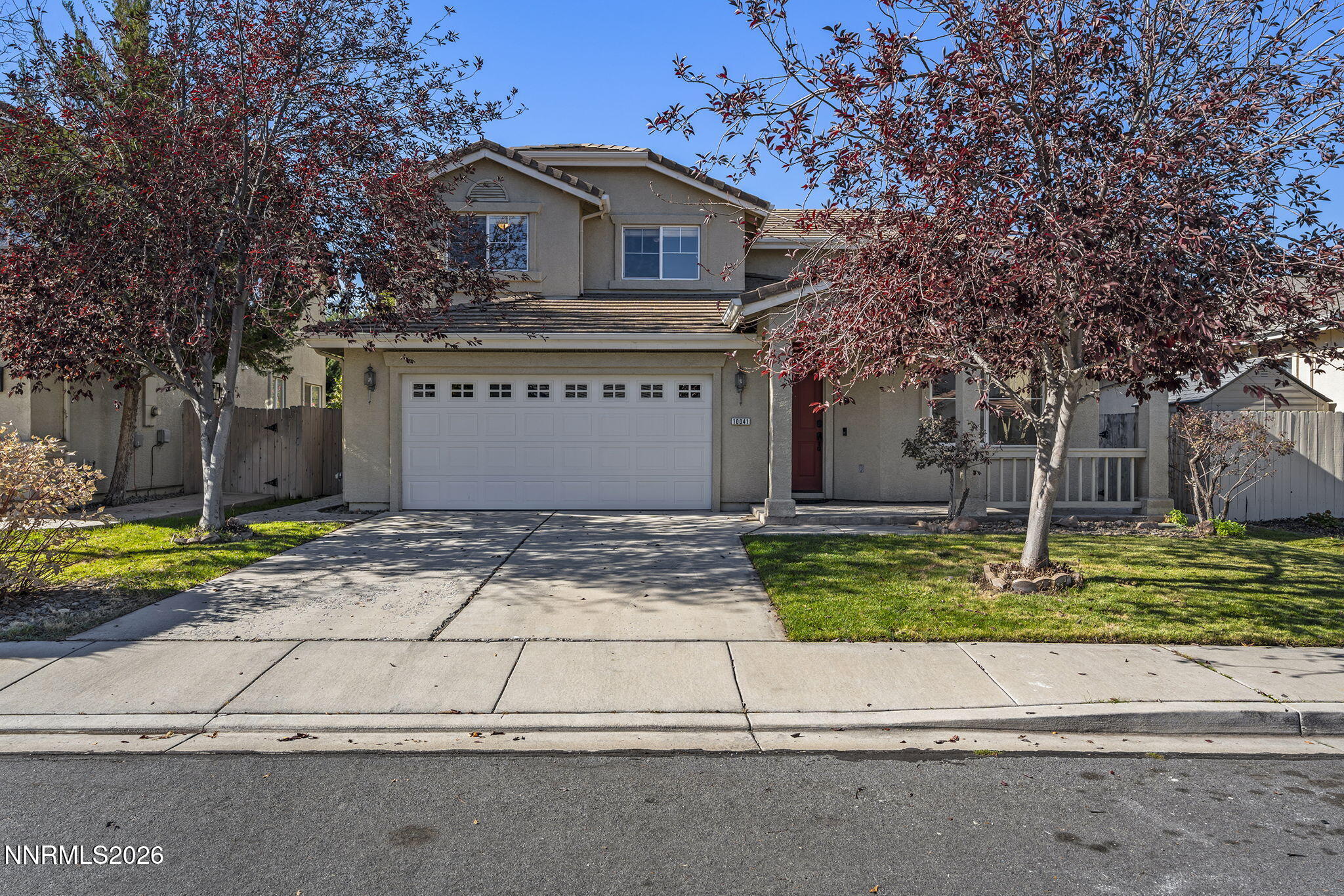 10041 Silver Star Drive Property Photo 2