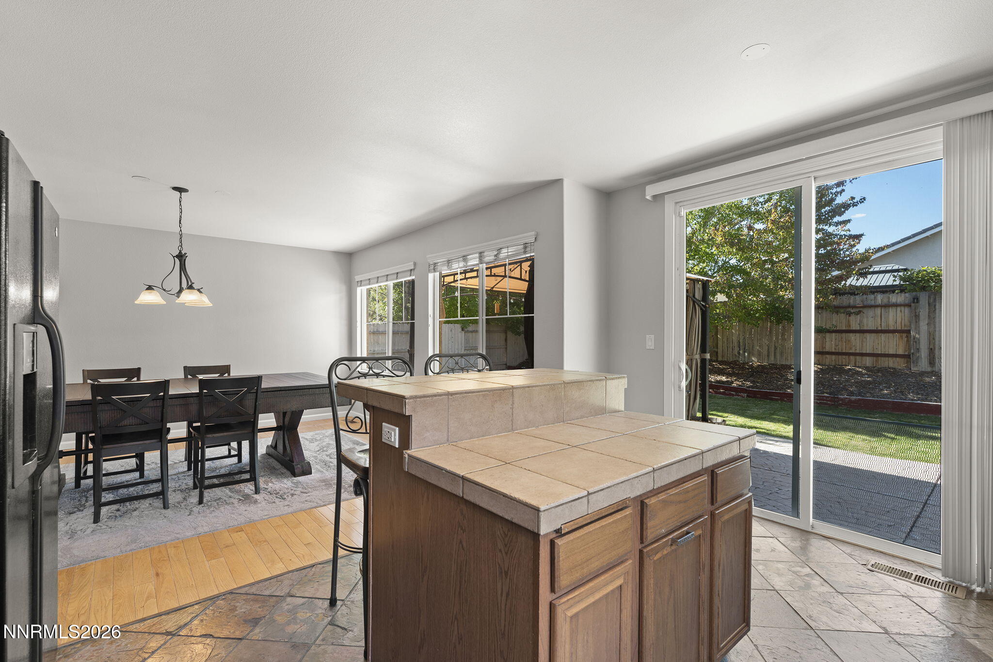 10041 Silver Star Drive Property Photo 10