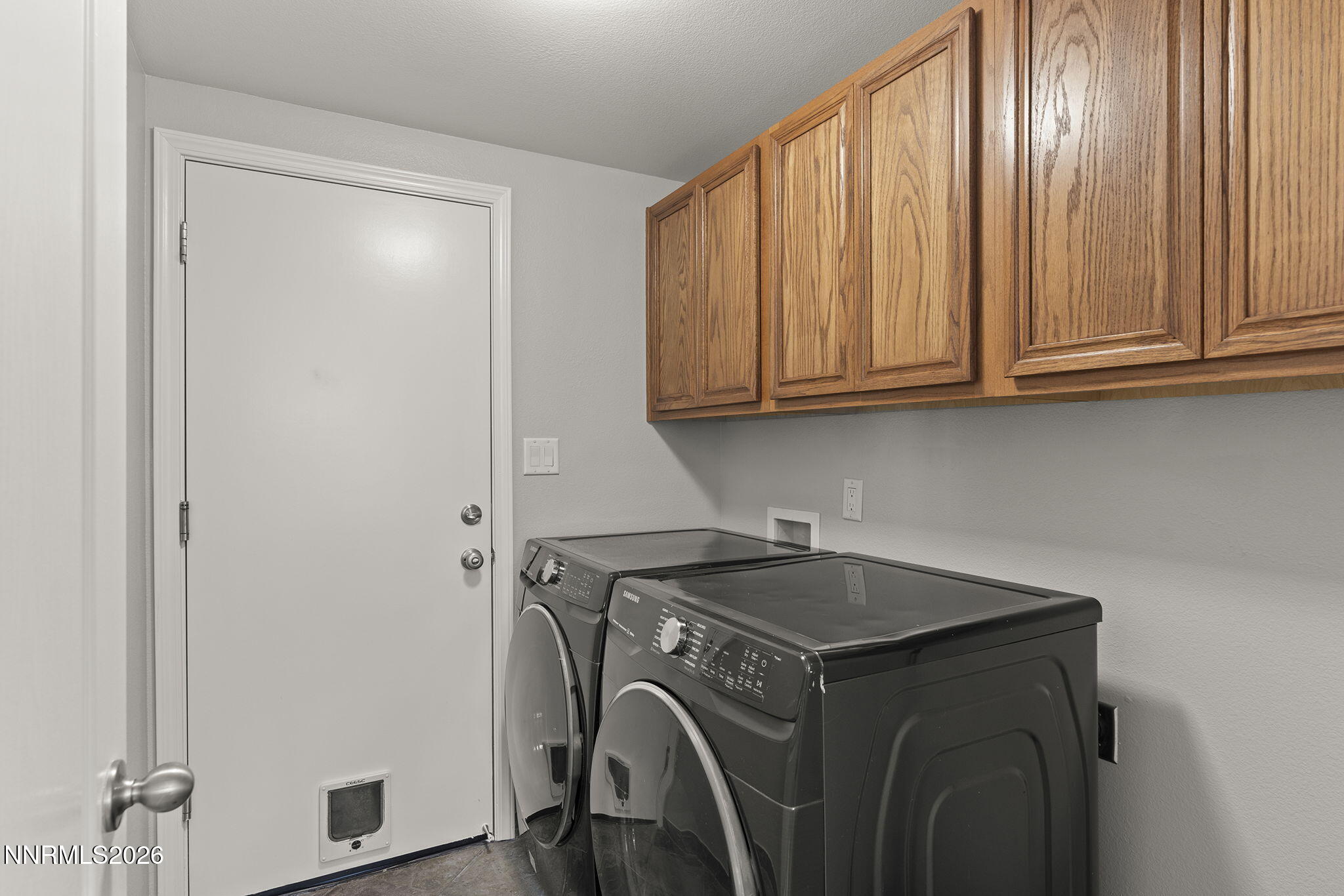 10041 Silver Star Drive Property Photo 11