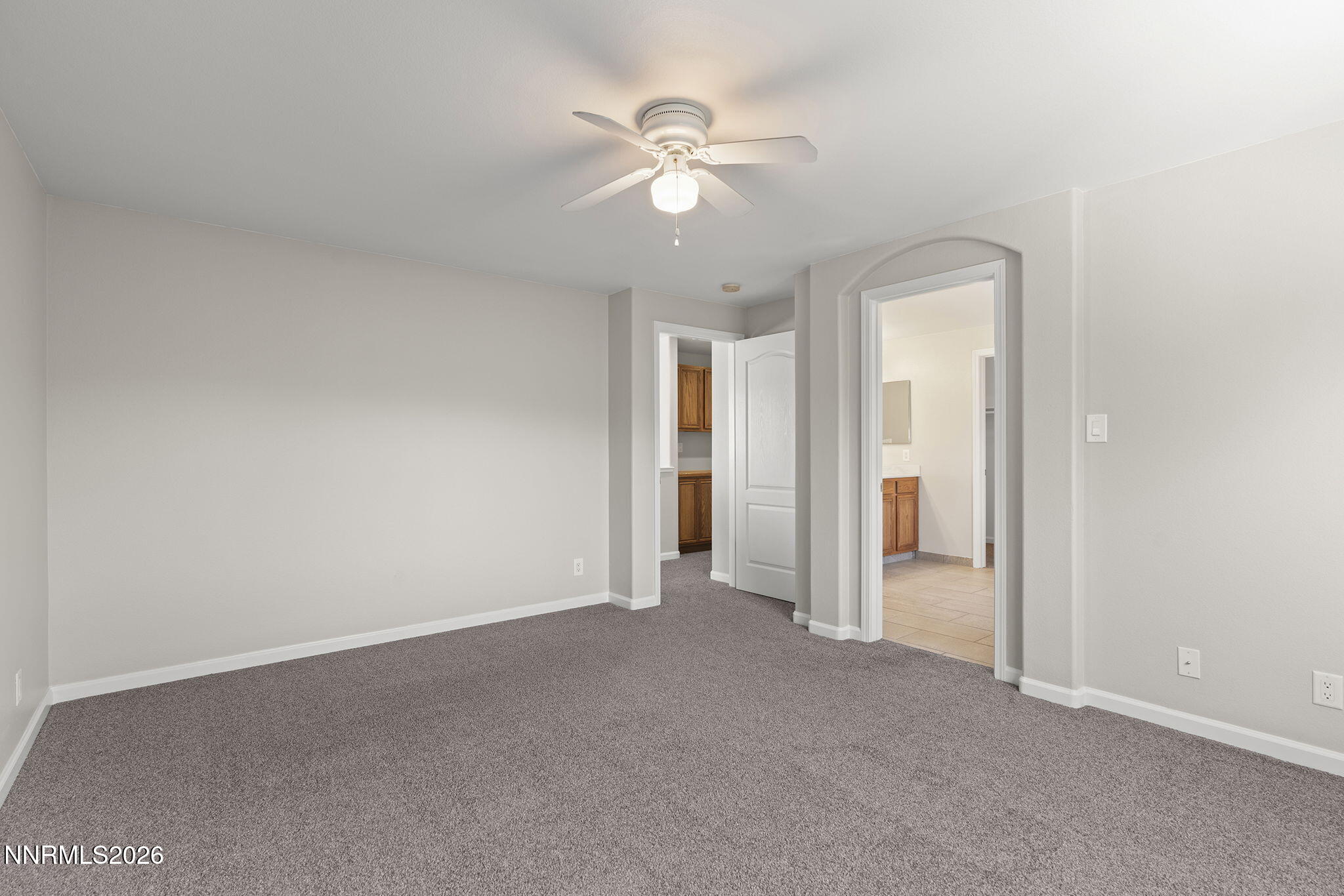 10041 Silver Star Drive Property Photo 13