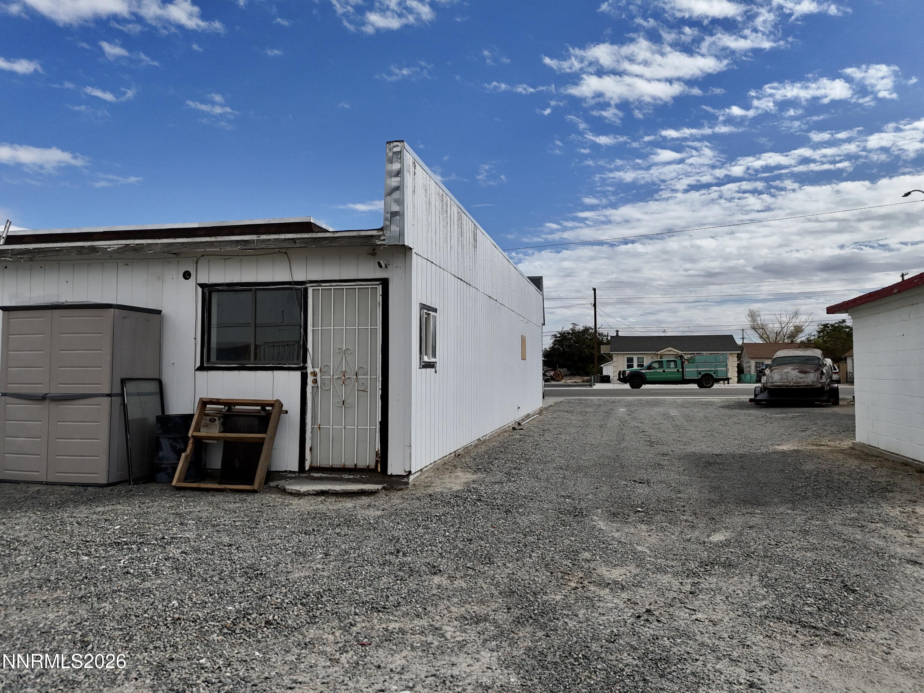 785 E Street Property Photo 12