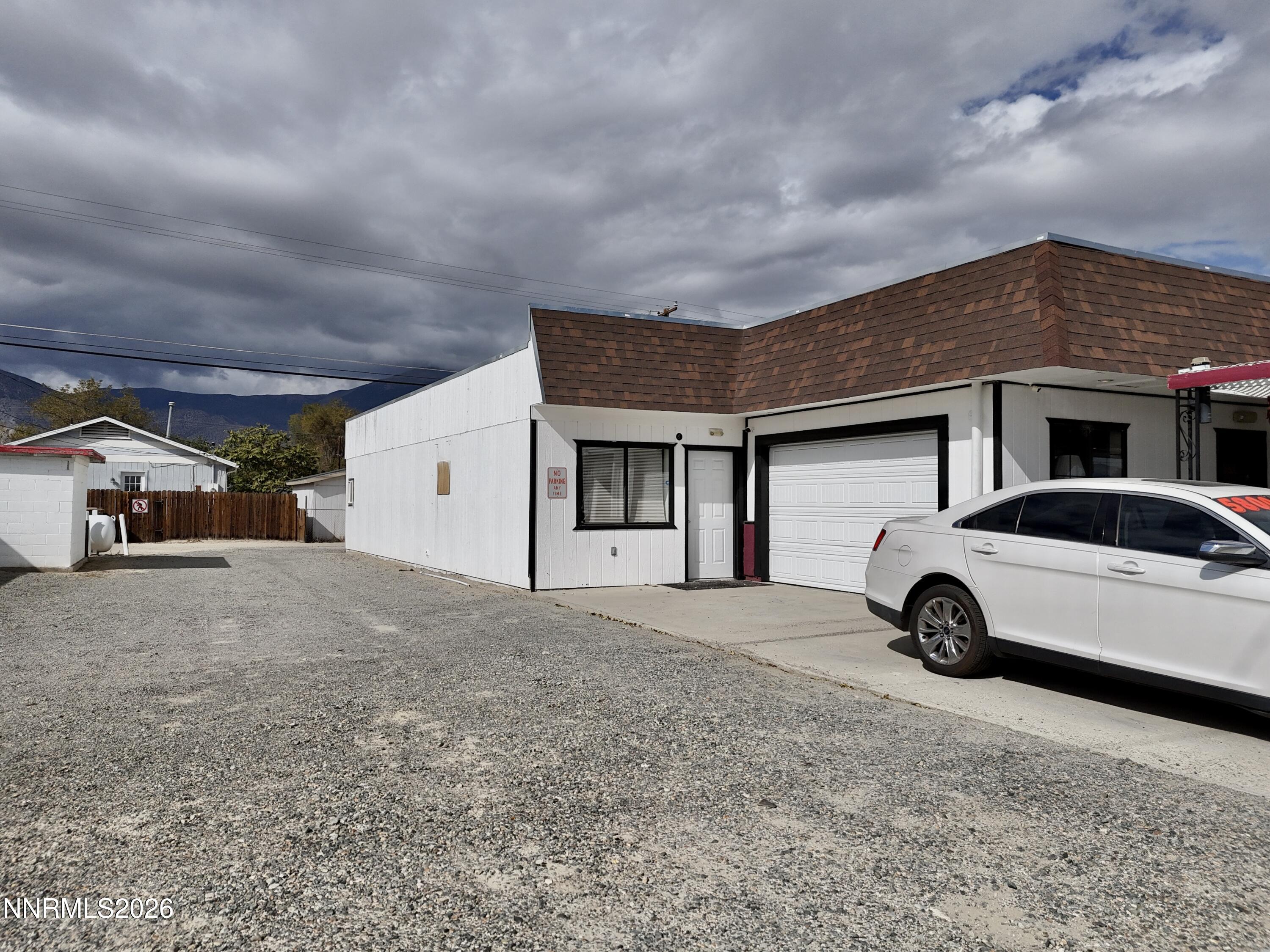 785 E Street Property Photo 14