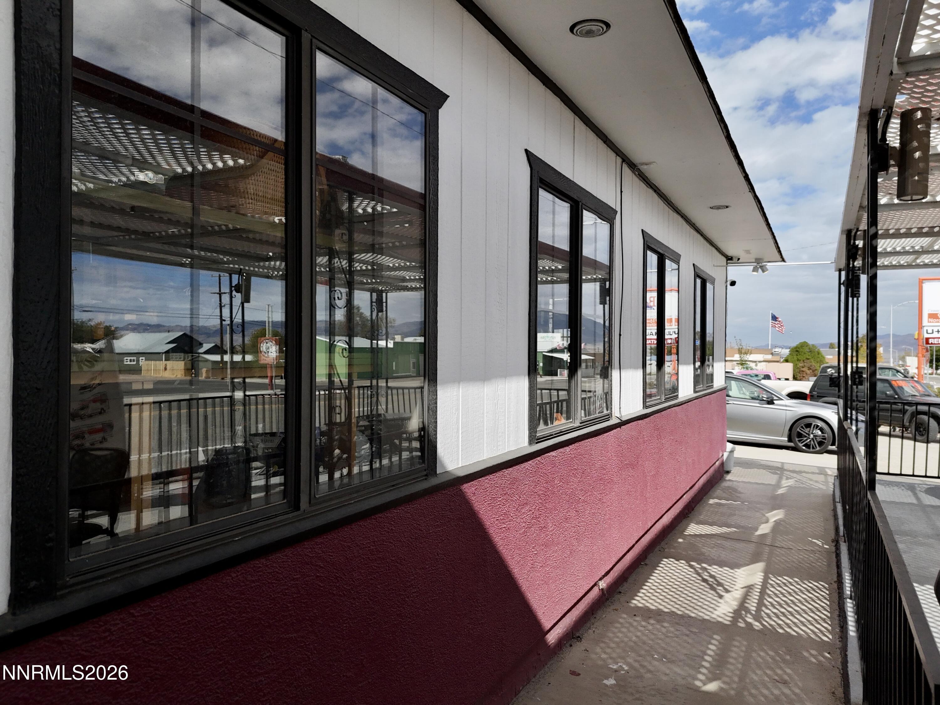 785 E Street Property Photo 21