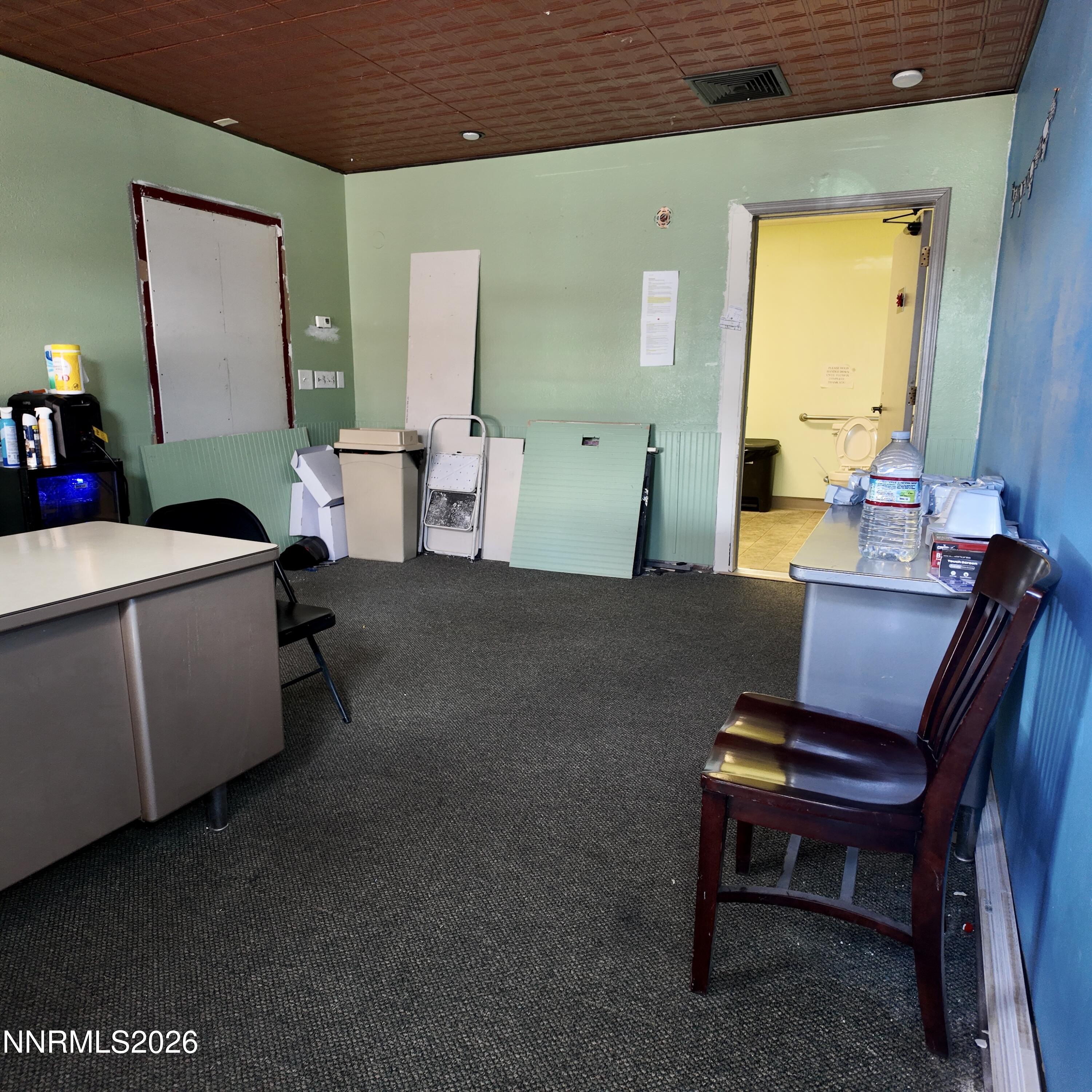 785 E Street Property Photo 24