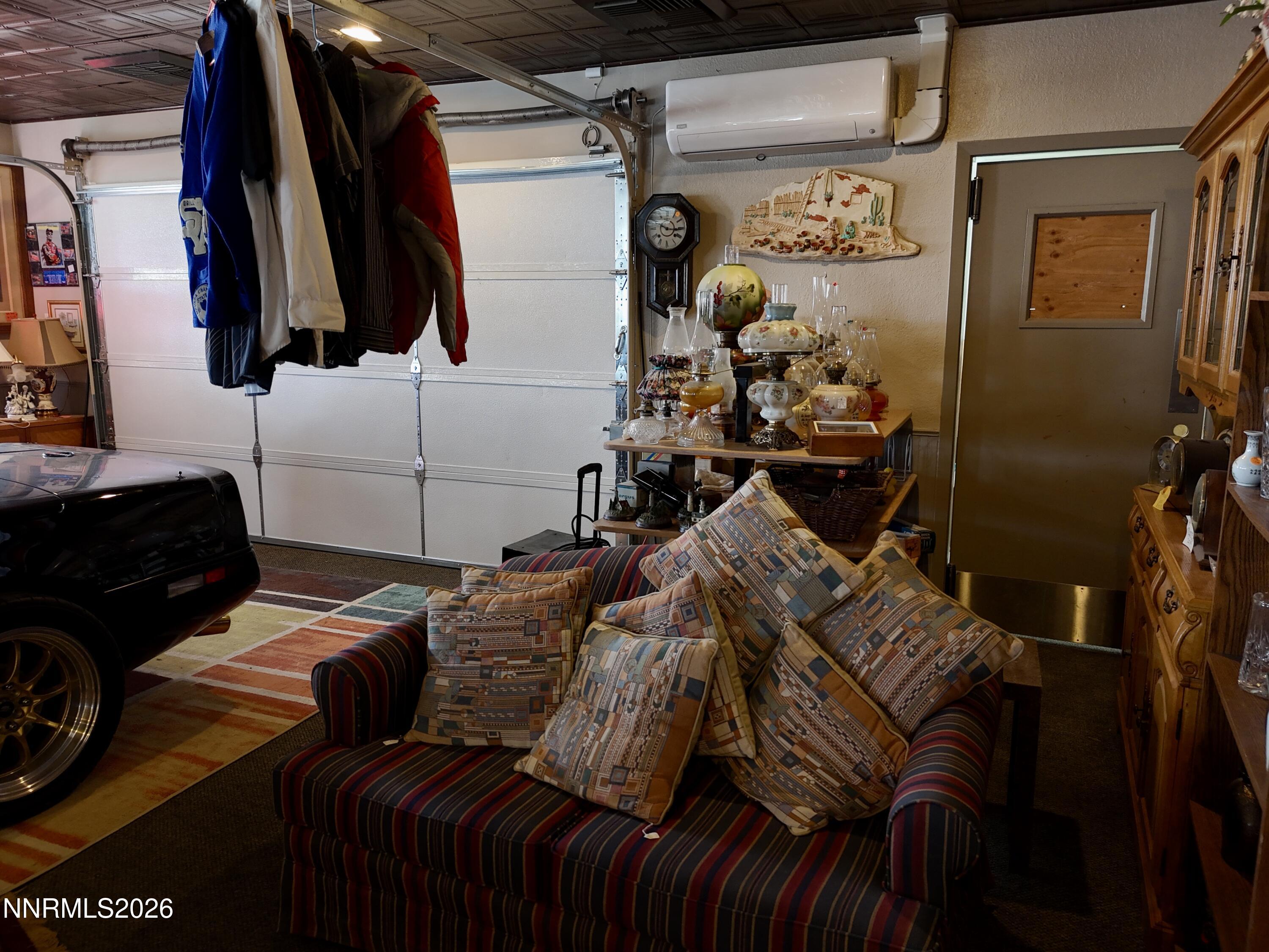 785 E Street Property Photo 36
