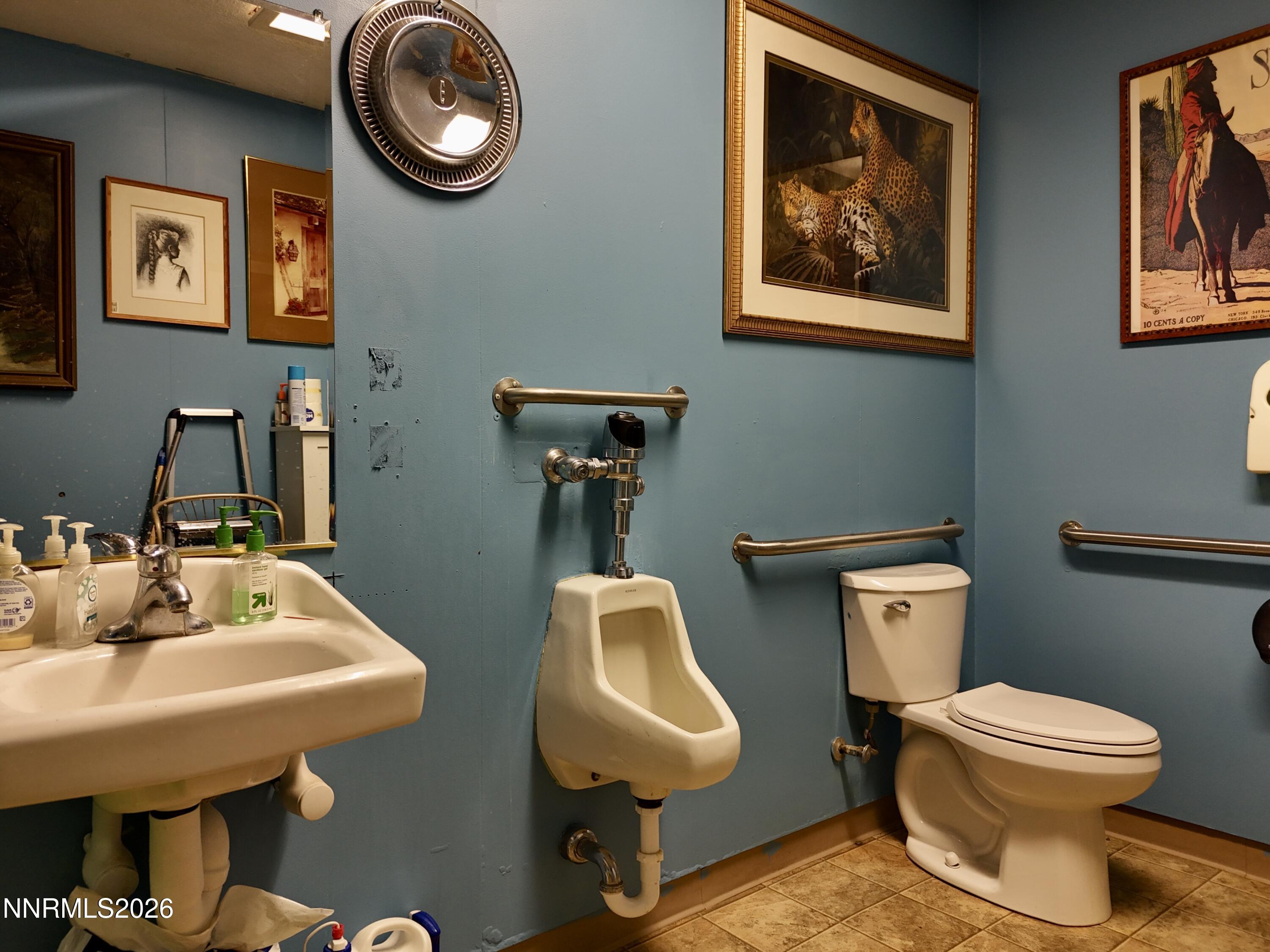 785 E Street Property Photo 47