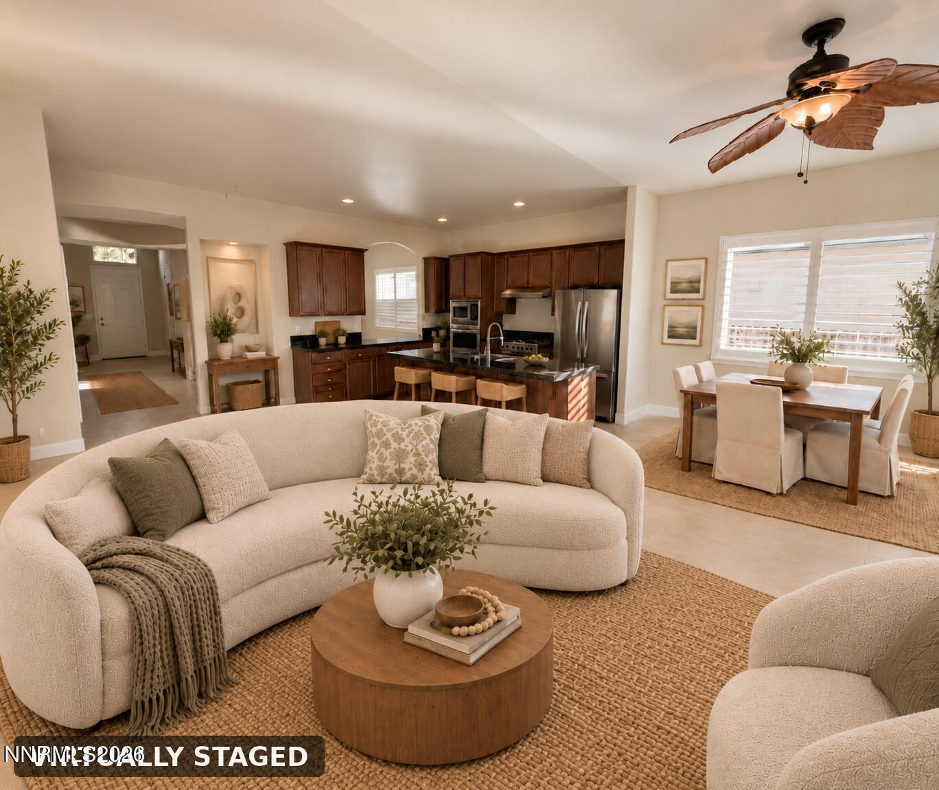 1633 Cloud Peak Drive Property Photo 4