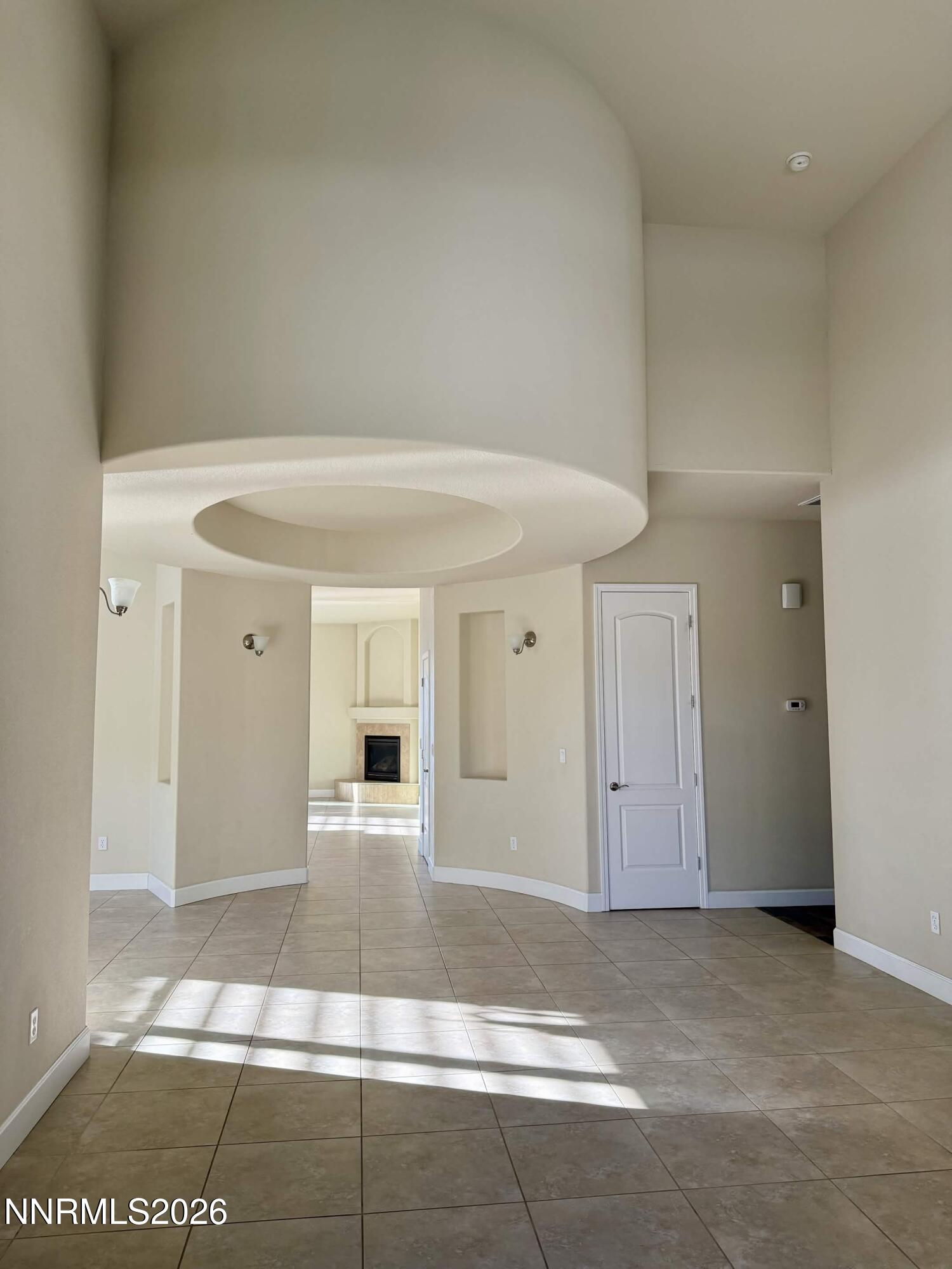 1633 Cloud Peak Drive Property Photo 8