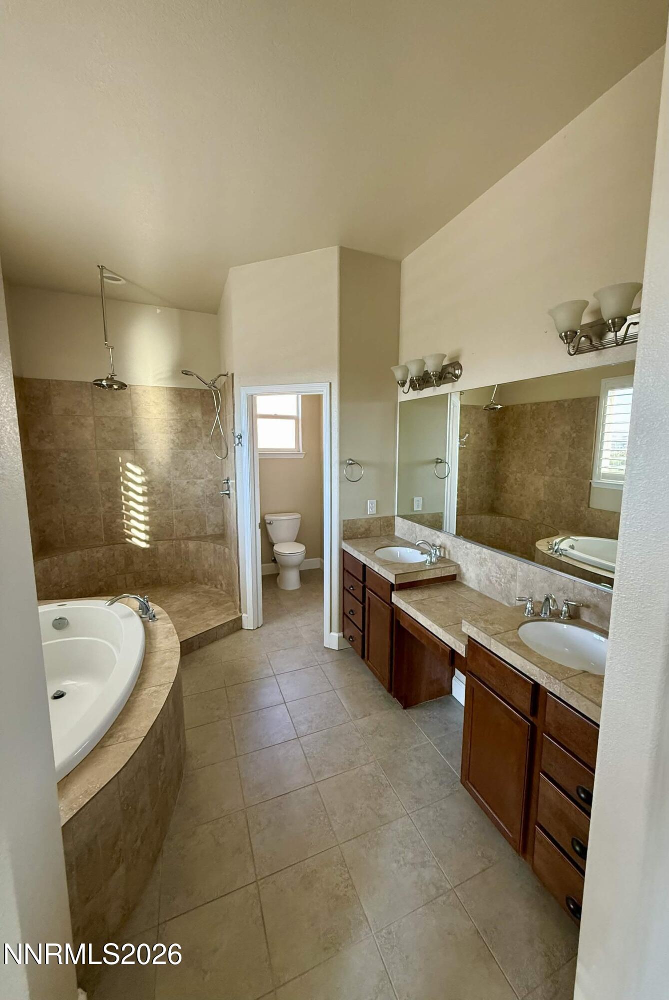1633 Cloud Peak Drive Property Photo 26