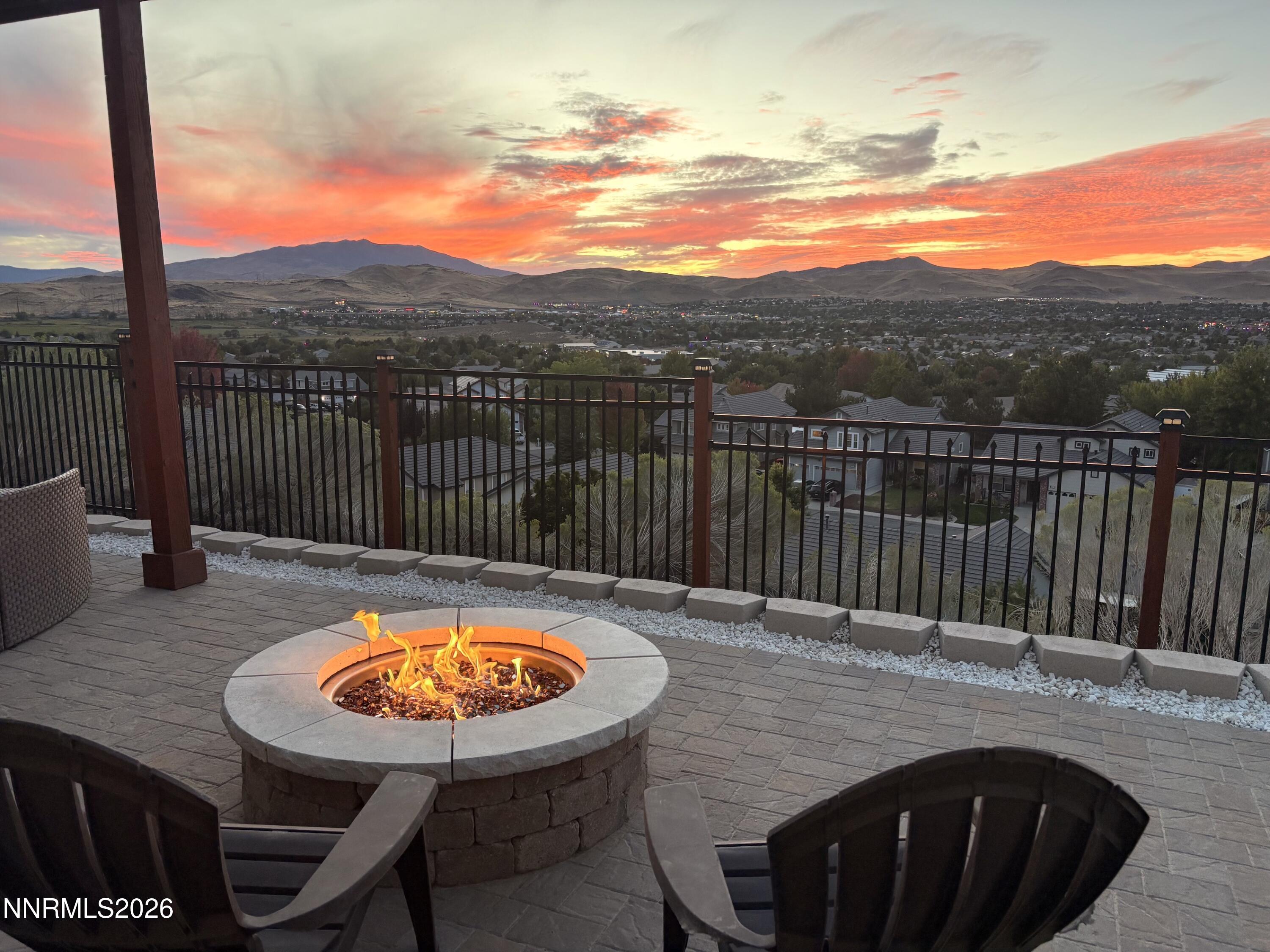 1633 Cloud Peak Drive Property Photo 35