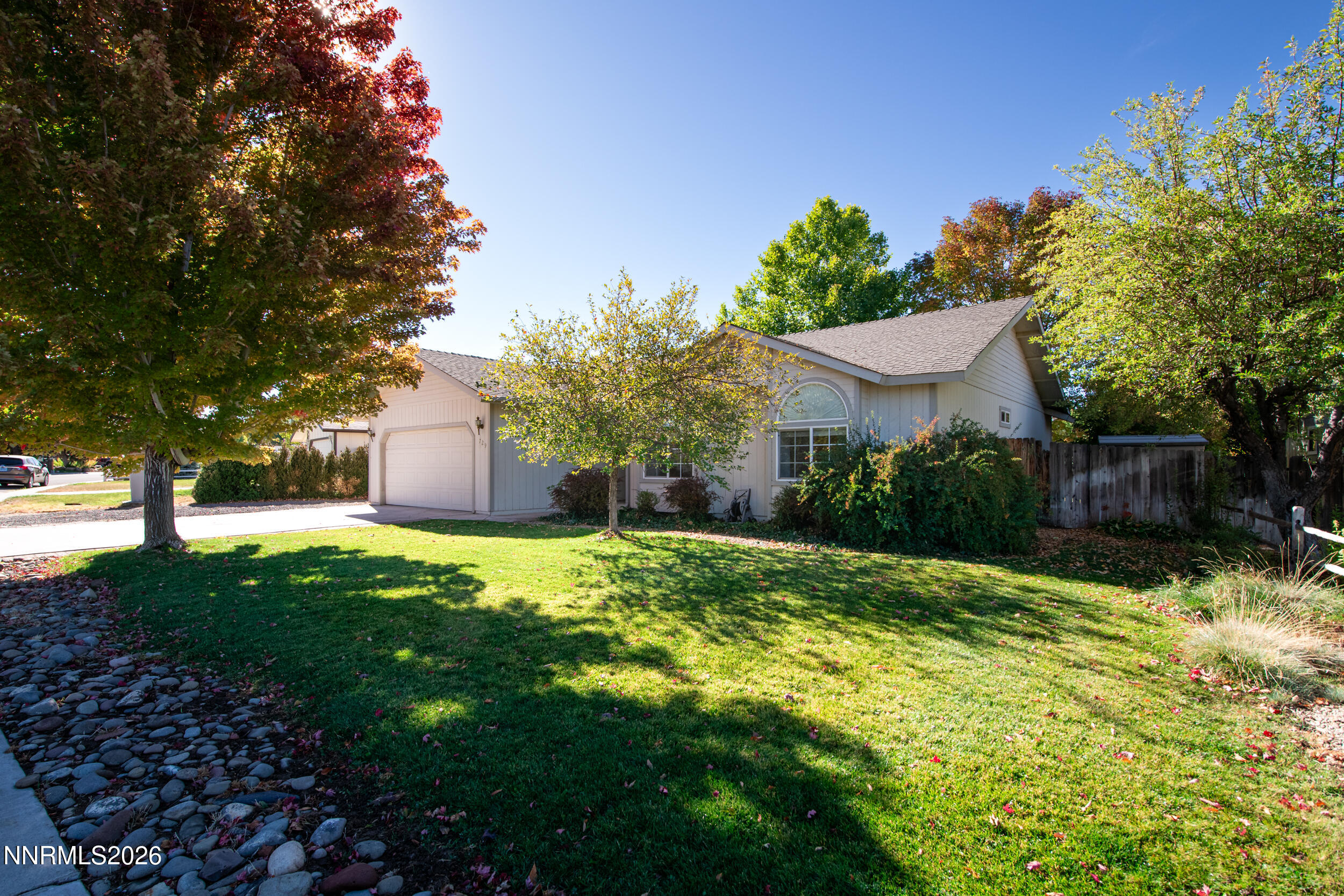 729 Hornet Drive Property Photo 1