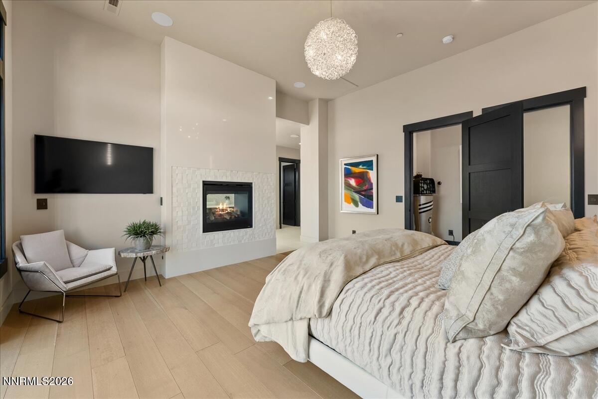 8460 Chalk Ridge Court Property Photo 19
