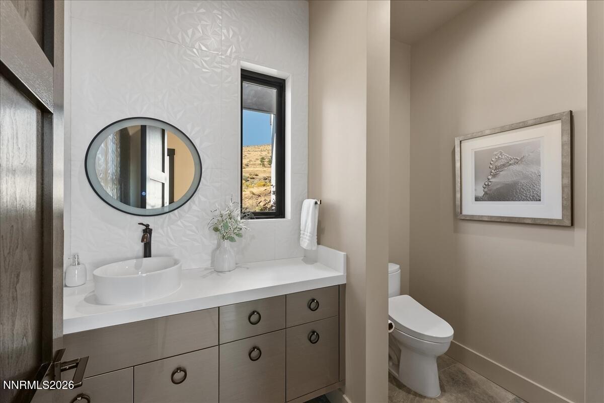 8460 Chalk Ridge Court Property Photo 37