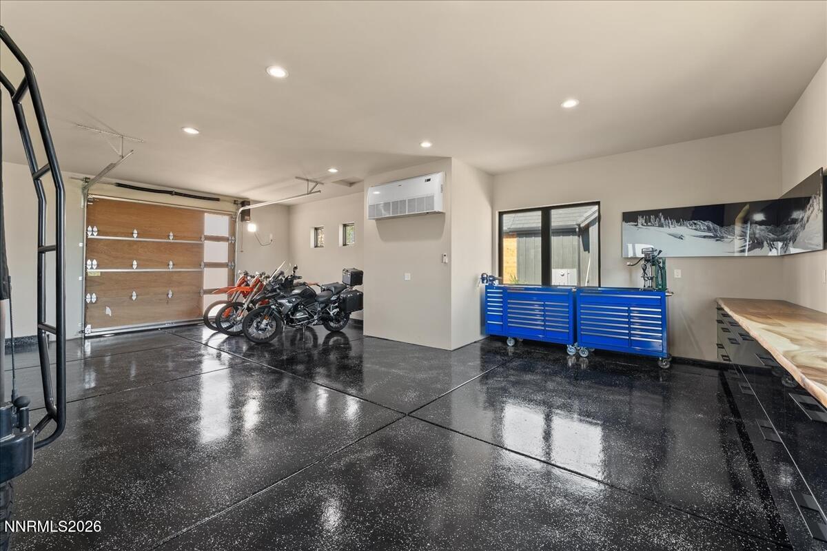 8460 Chalk Ridge Court Property Photo 43