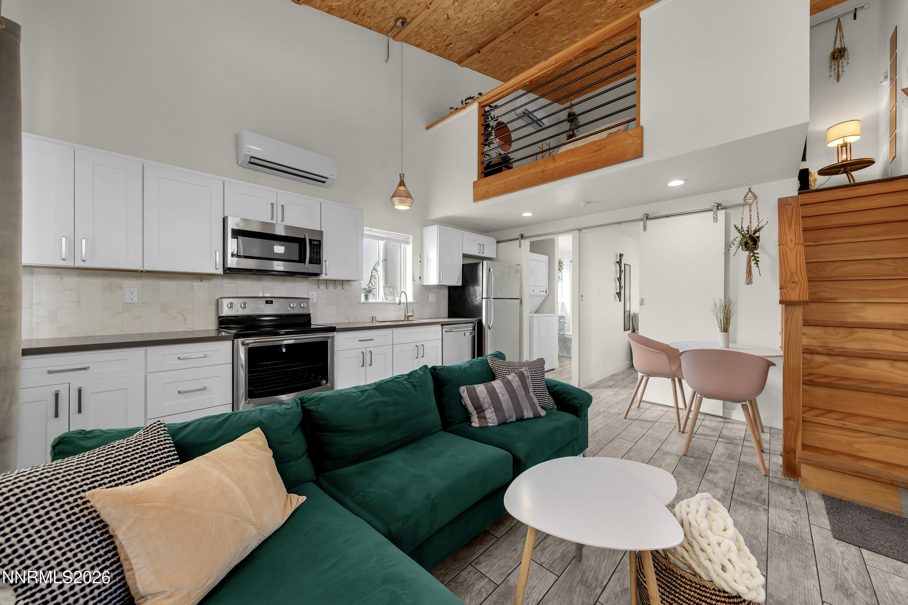 831 Ryland Street Property Photo 1