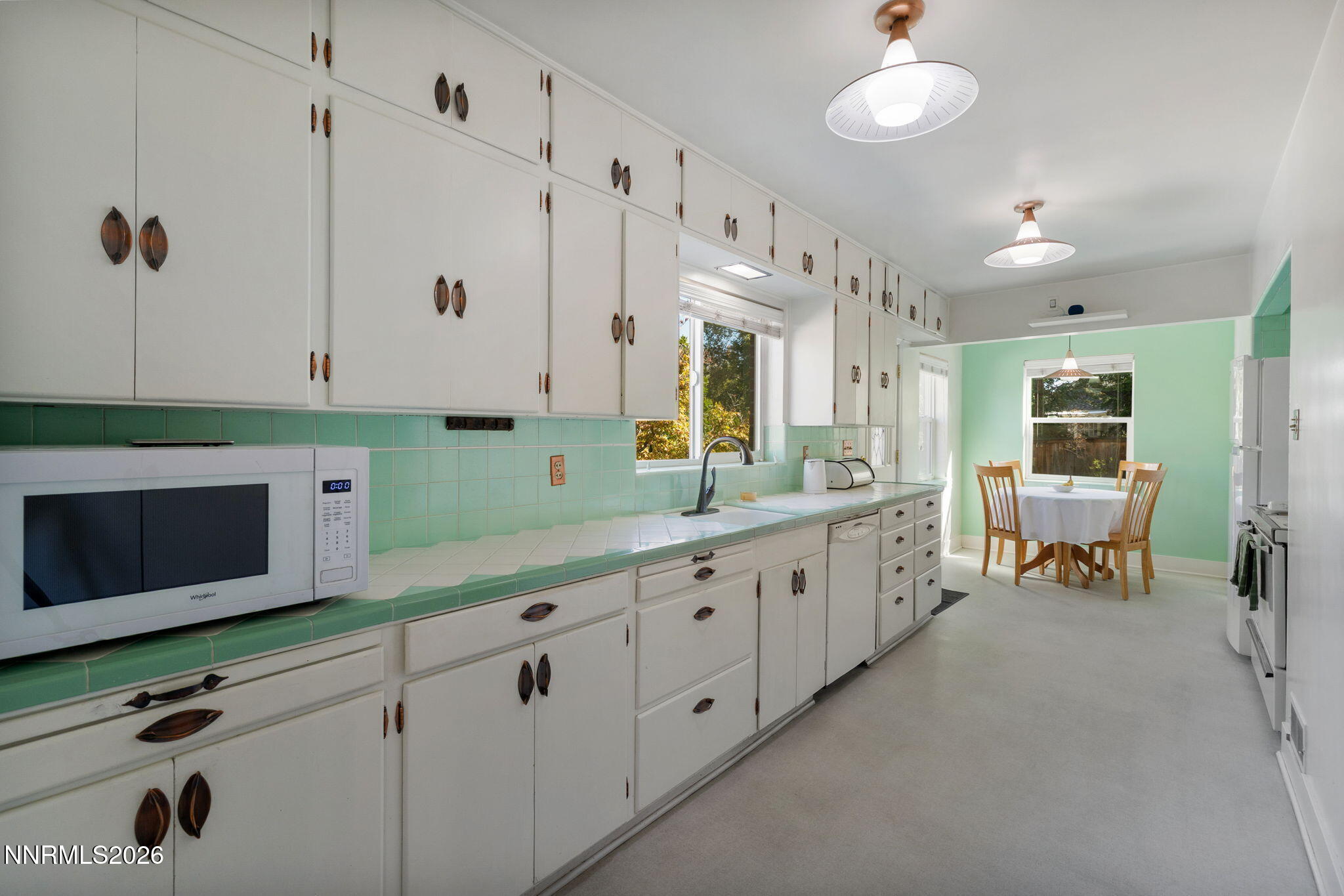 1050 Sharon Way Property Photo 10