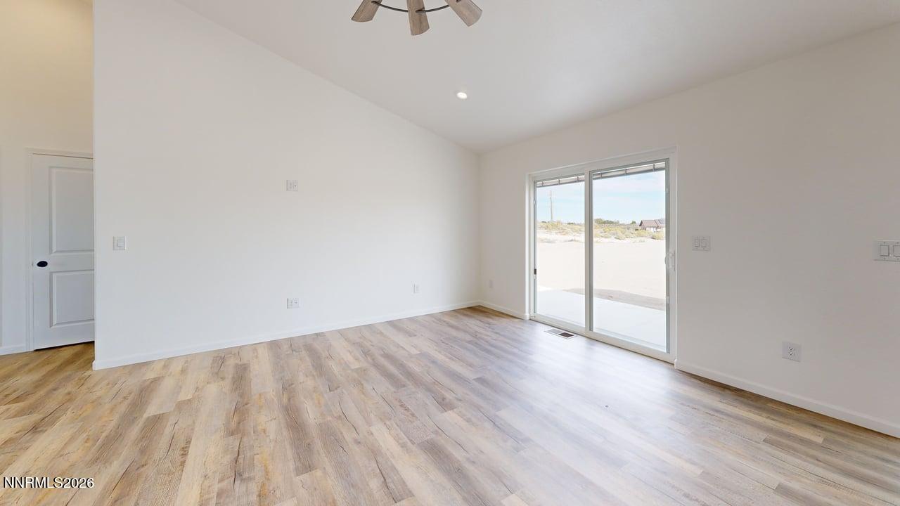 6286 Westwind Way Property Photo 6