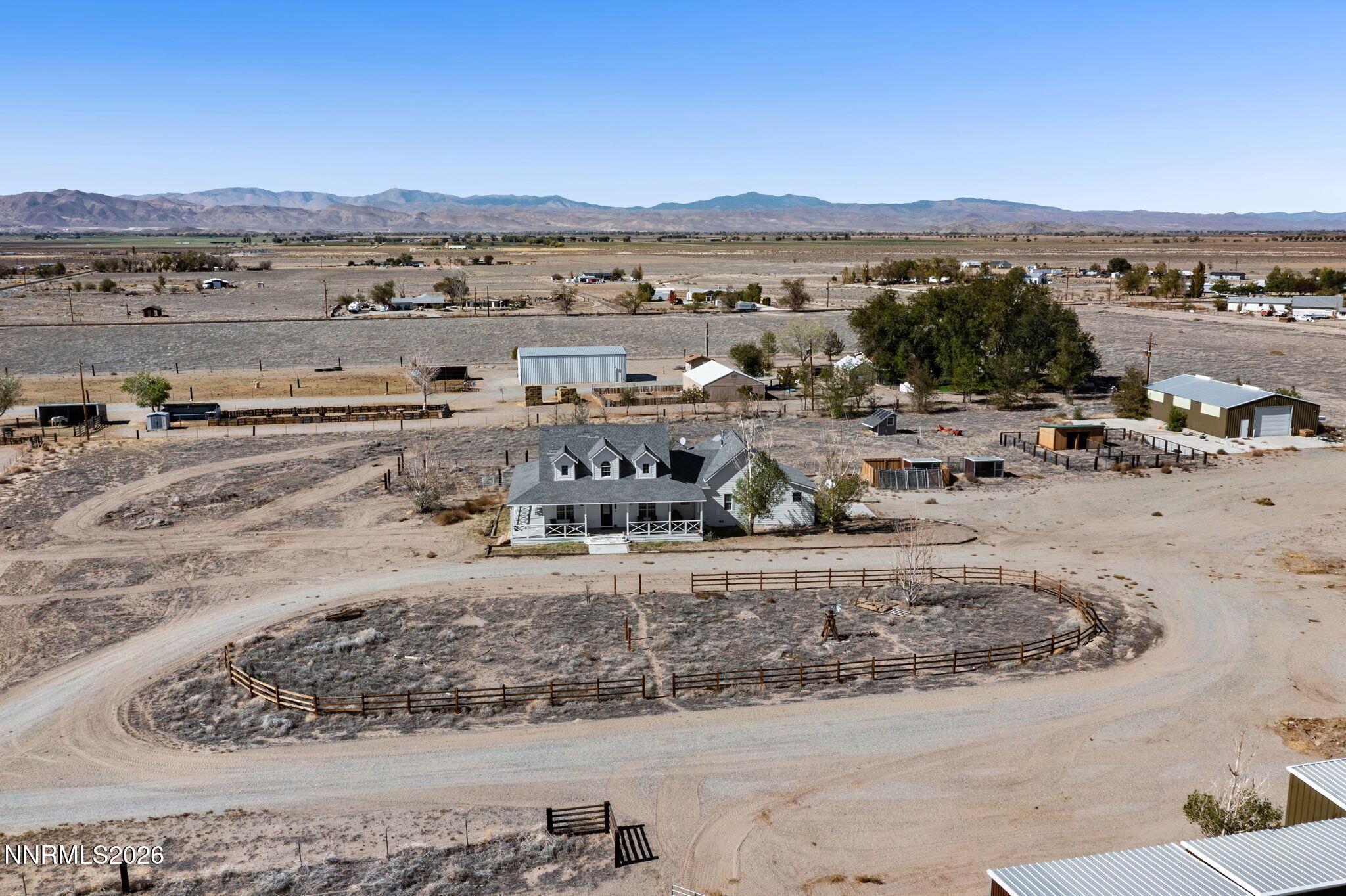 606 Pete Hendrichs Road Property Photo 1