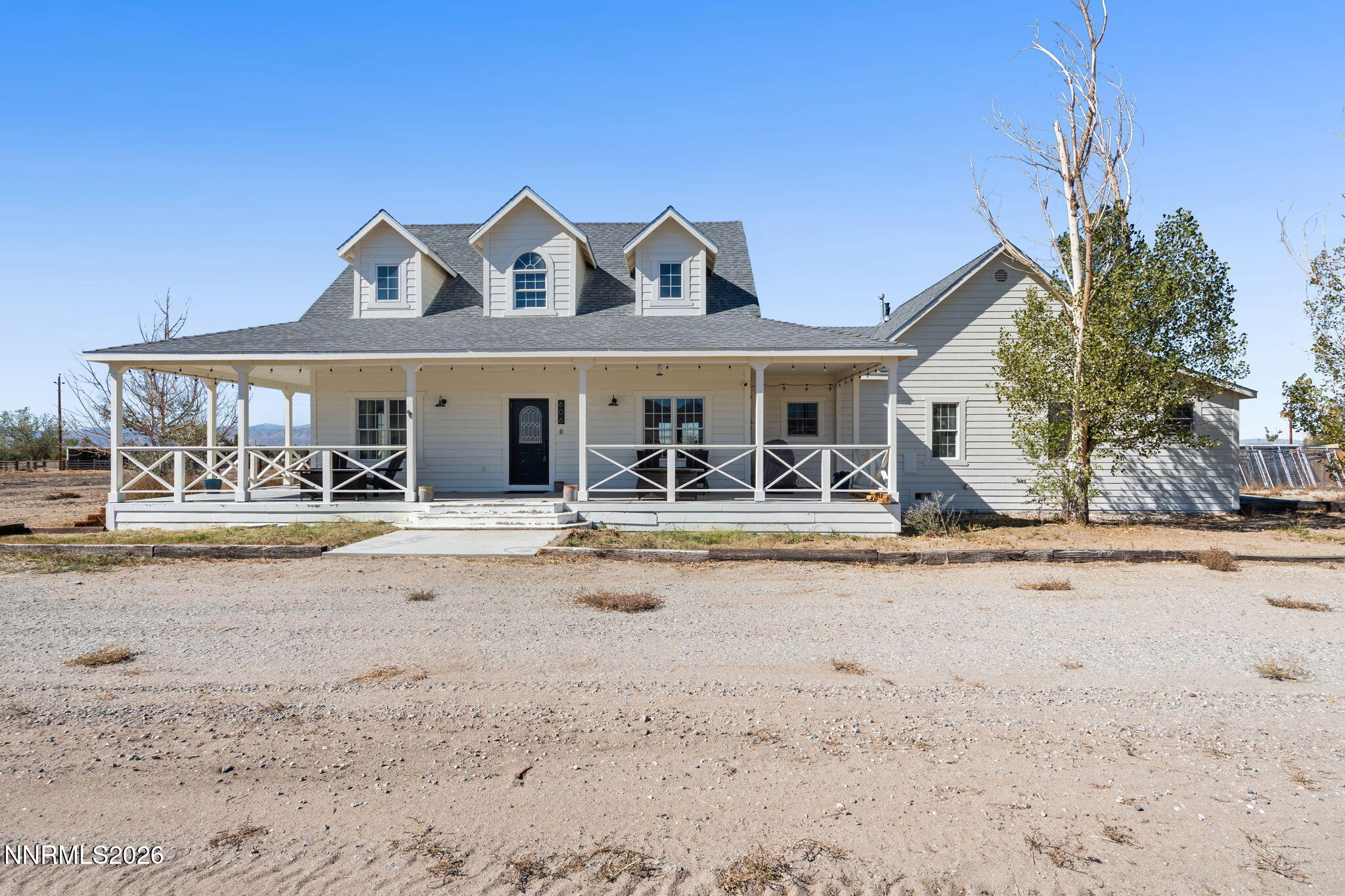 606 Pete Hendrichs Road Property Photo 2