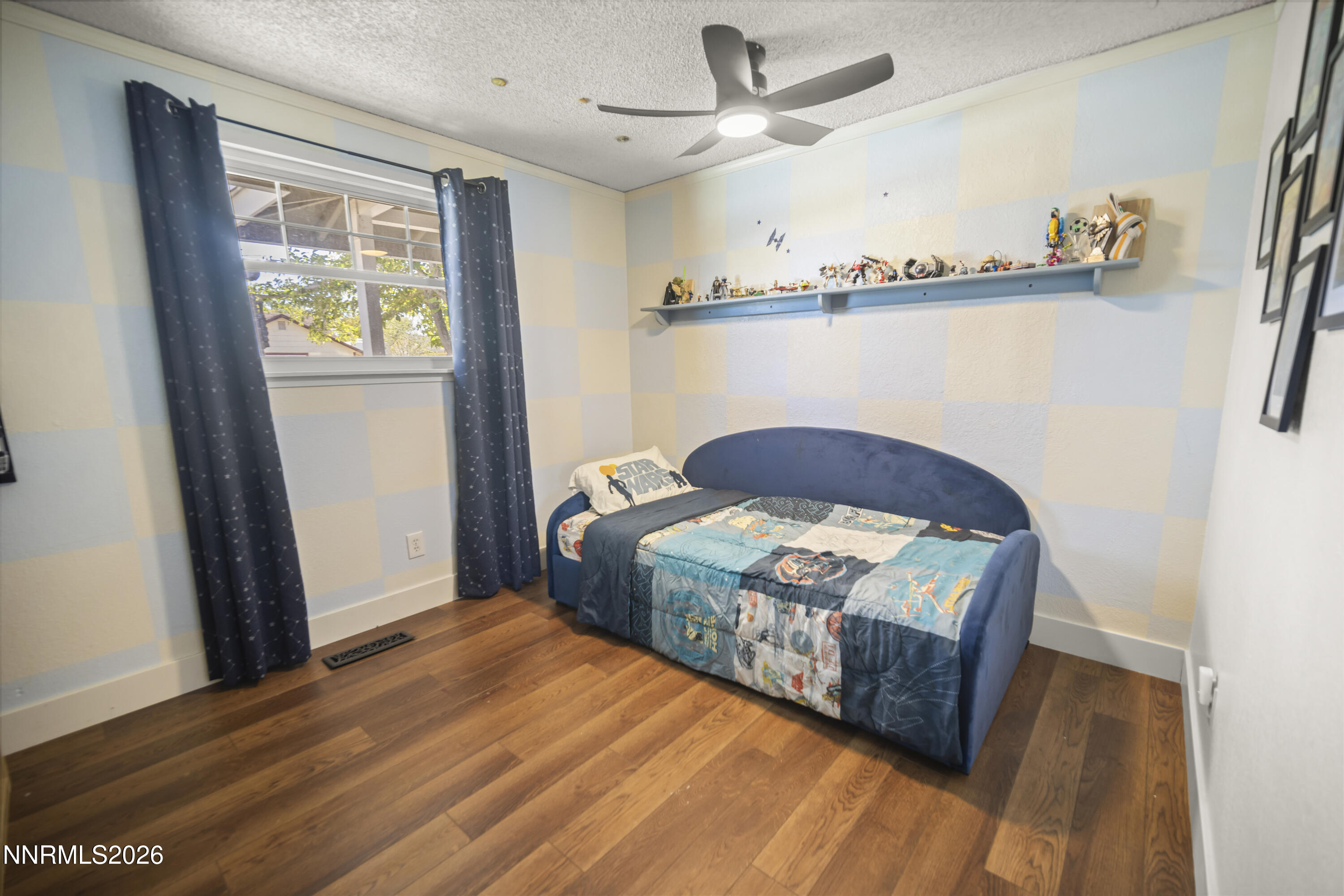 370 Aspen Way Property Photo 16