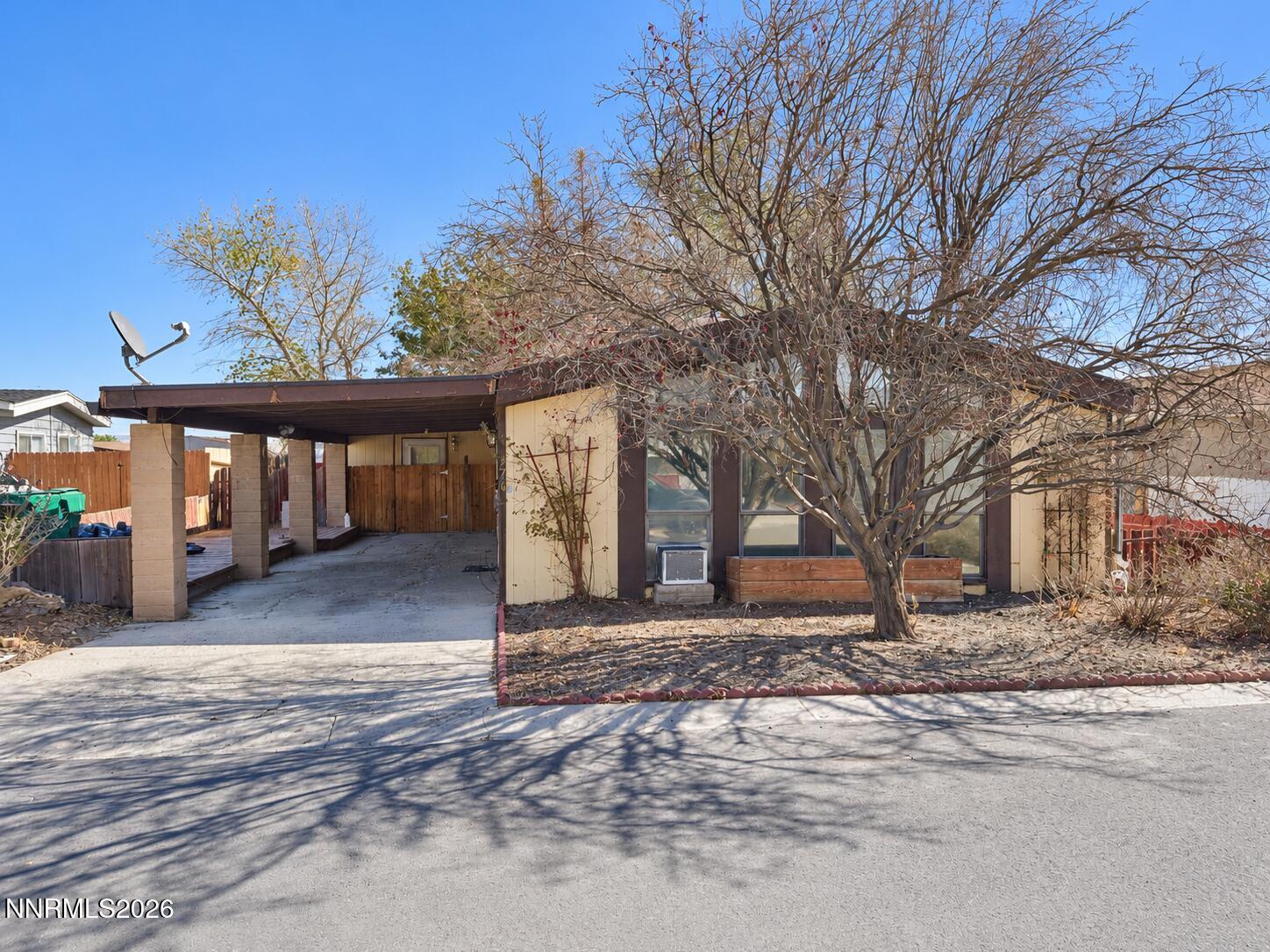 370 Randon Circle Property Photo 2