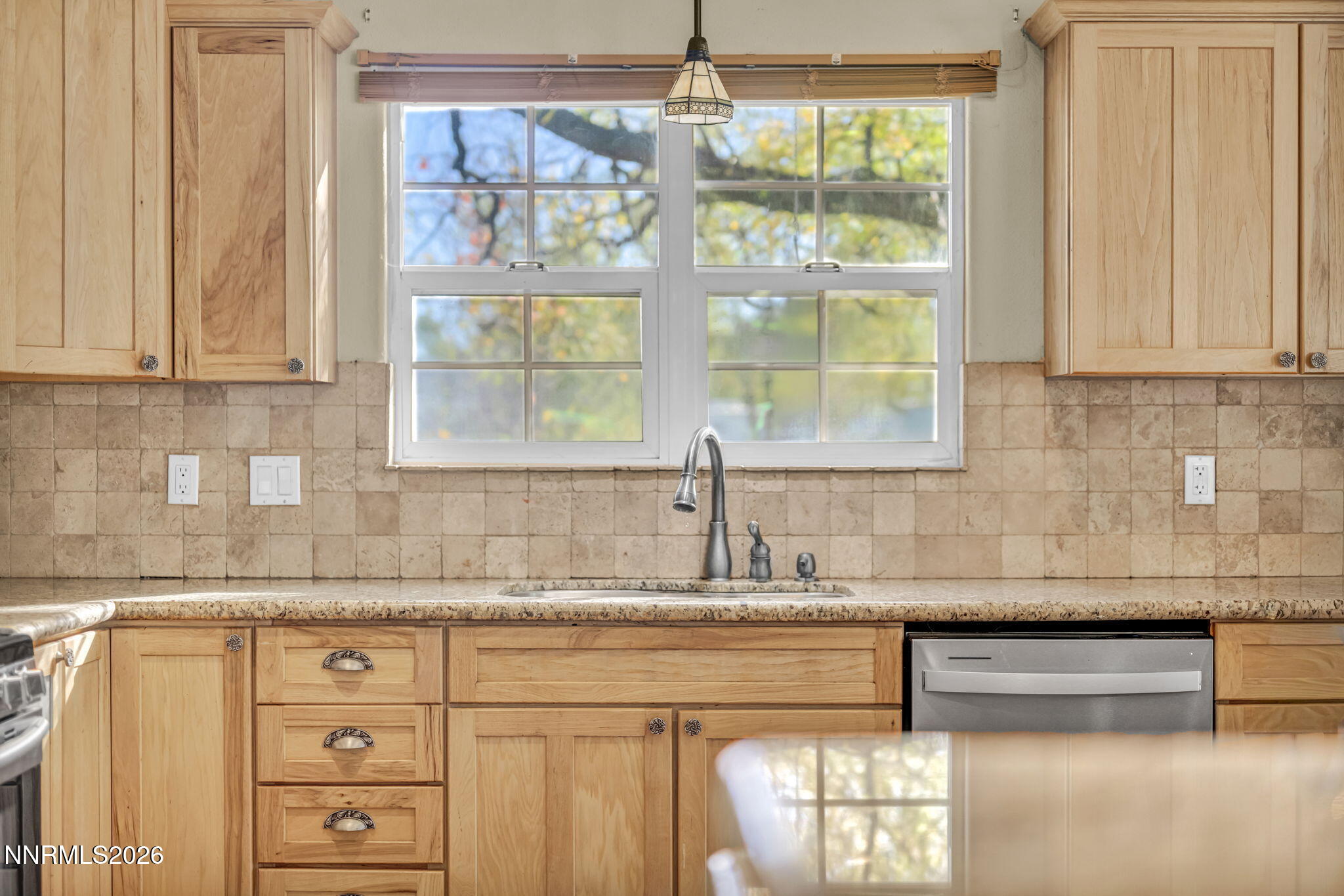 255 Lincoln Highway Property Photo 8